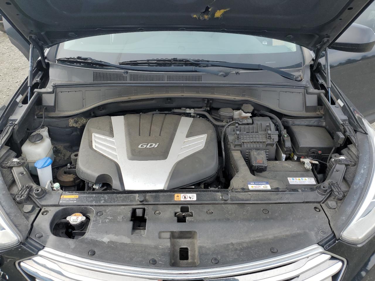 2015 Hyundai Santa Fe - Image 12