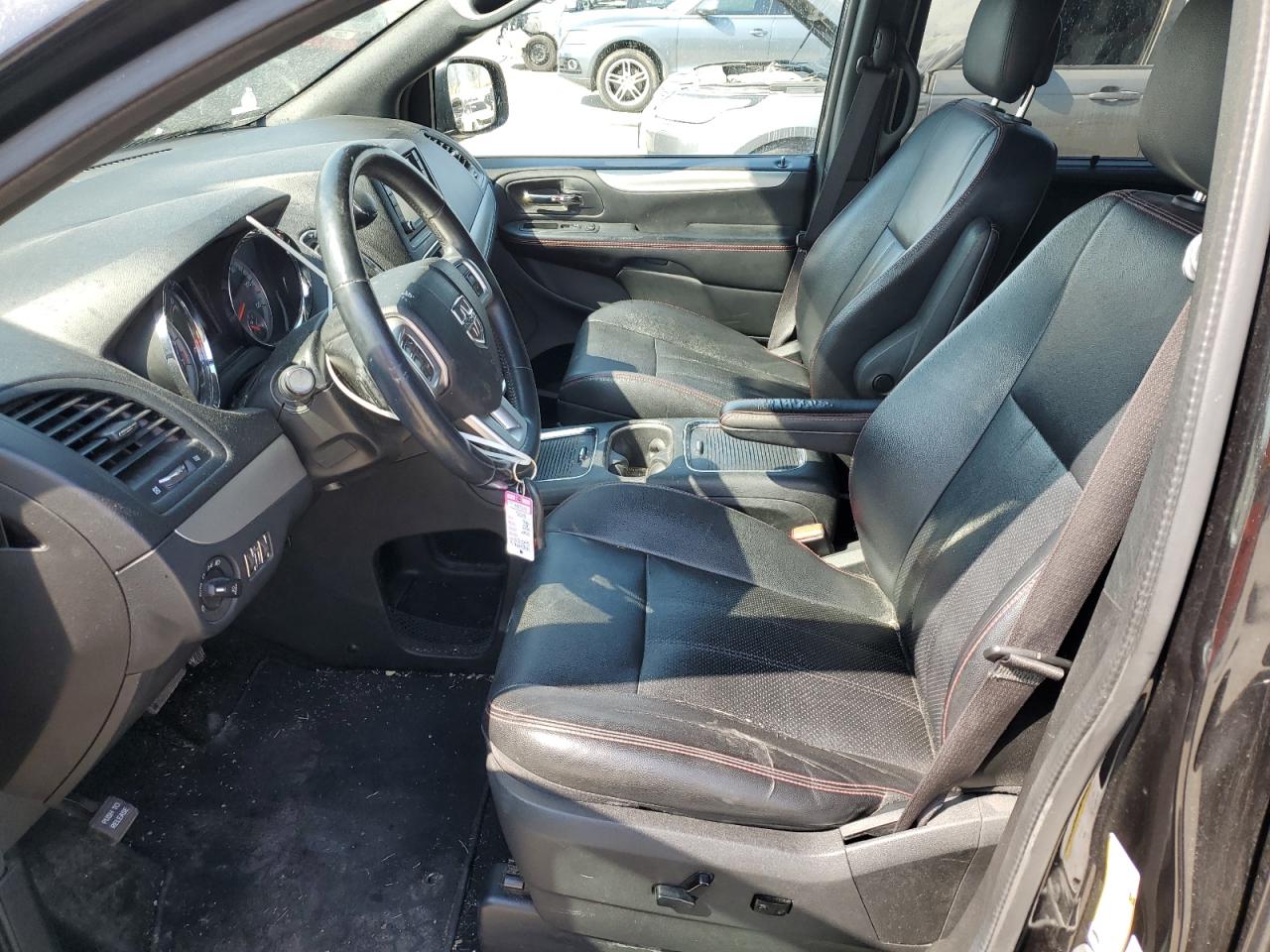 2018 Dodge Caravan - Image 7
