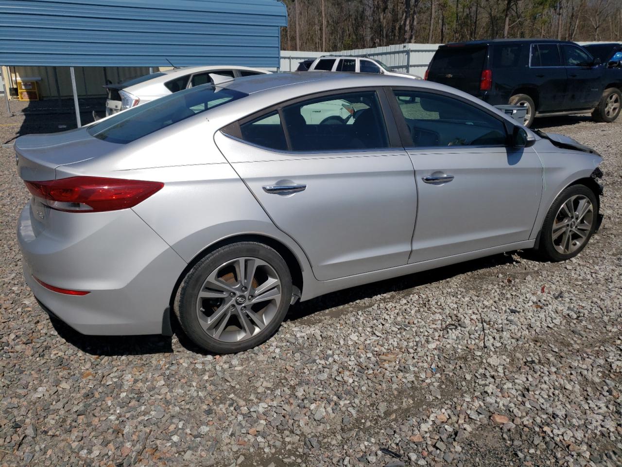 2017 Hyundai Elantra - Image 3