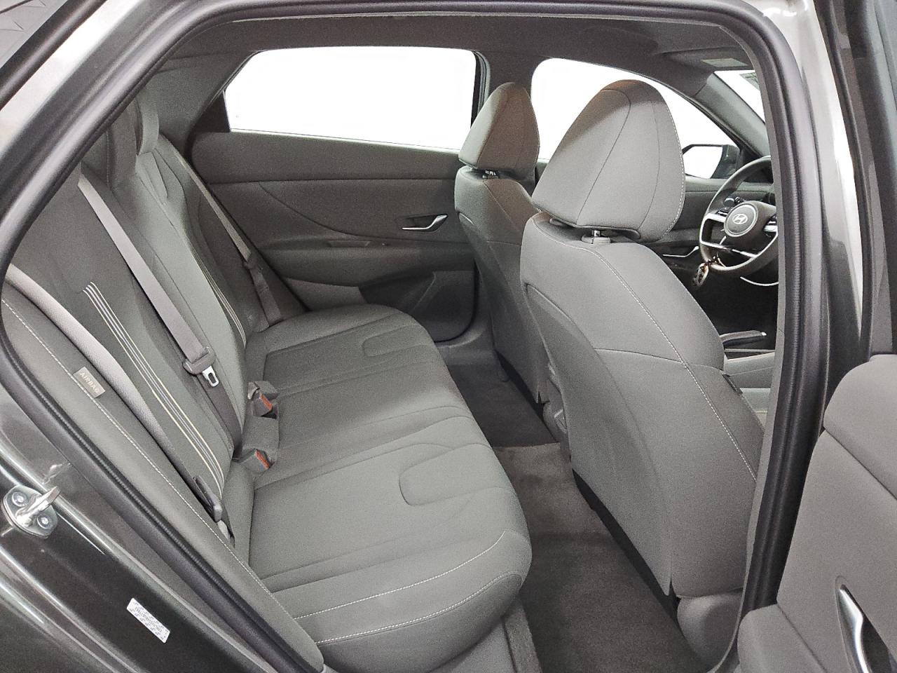 2024 Hyundai Elantra - Image 10