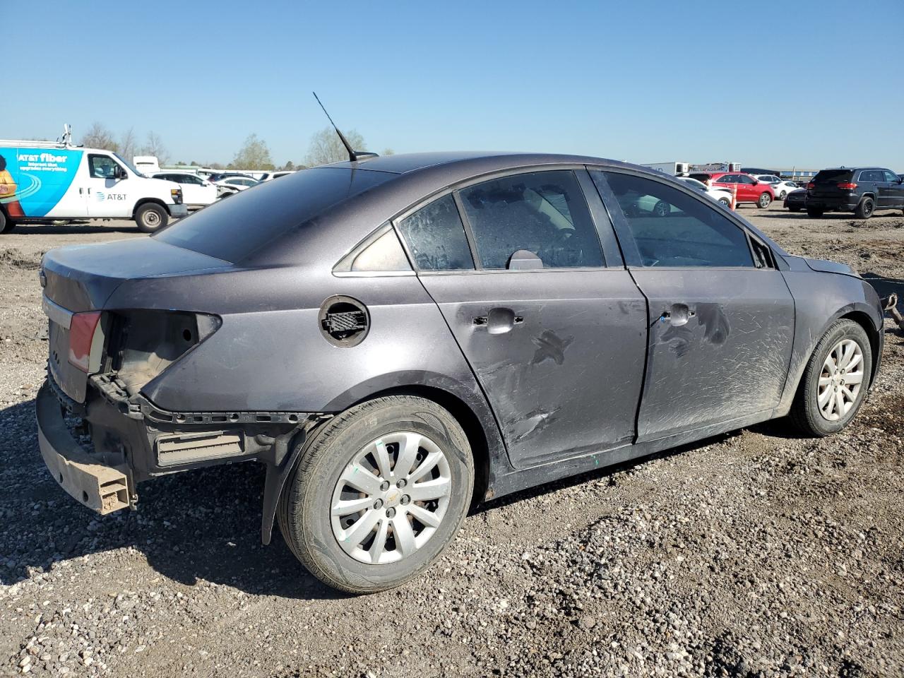 2011 Chevrolet Cruze - Image 3