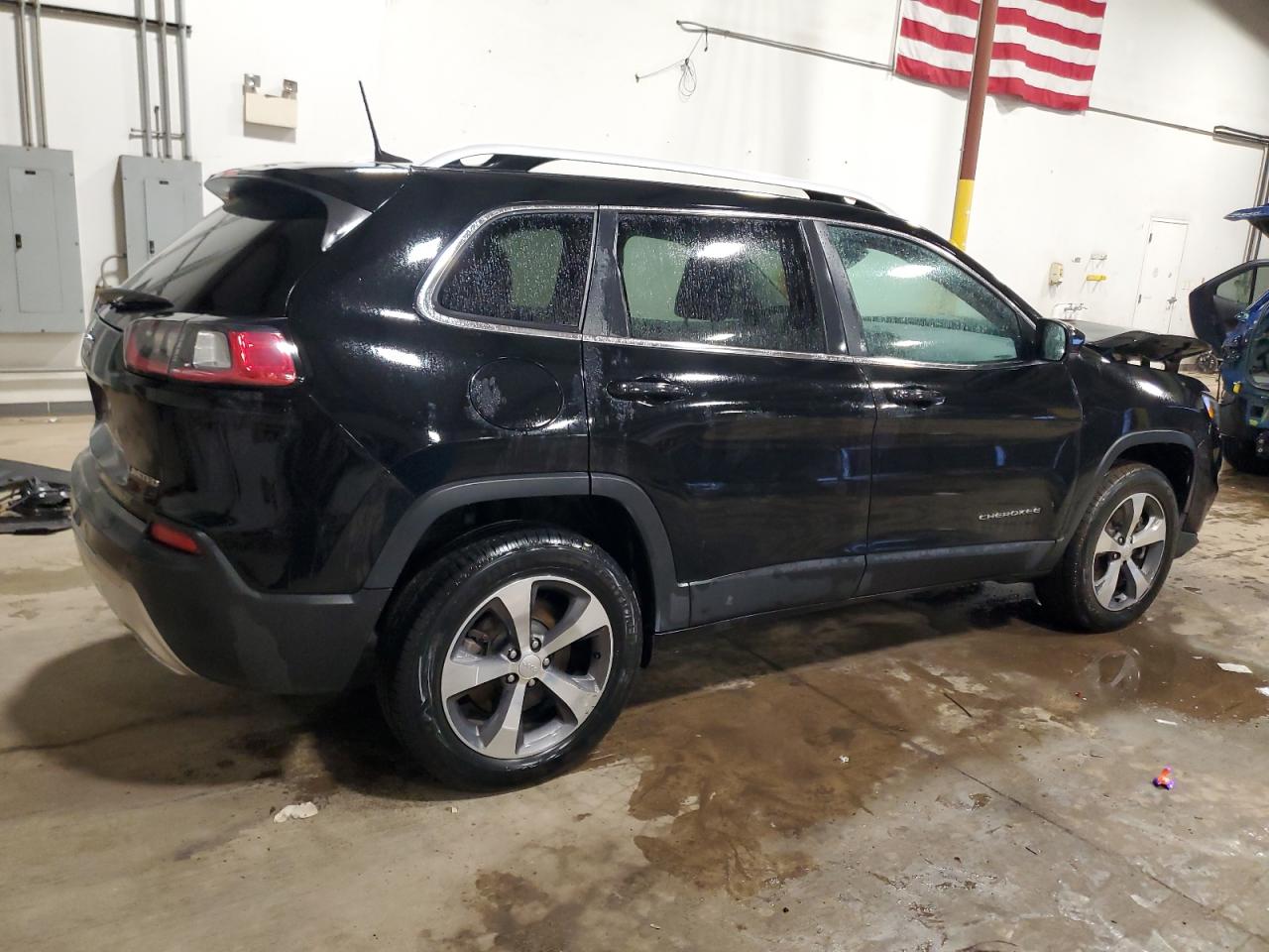 2020 Jeep Grand Cherokee - Image 3