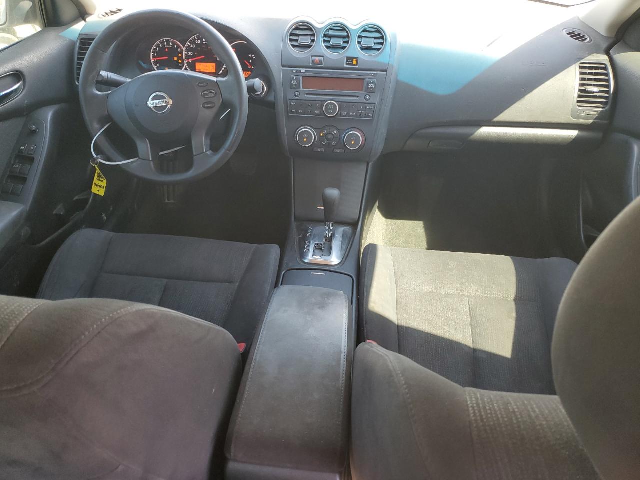 2012 Nissan Altima - Image 8