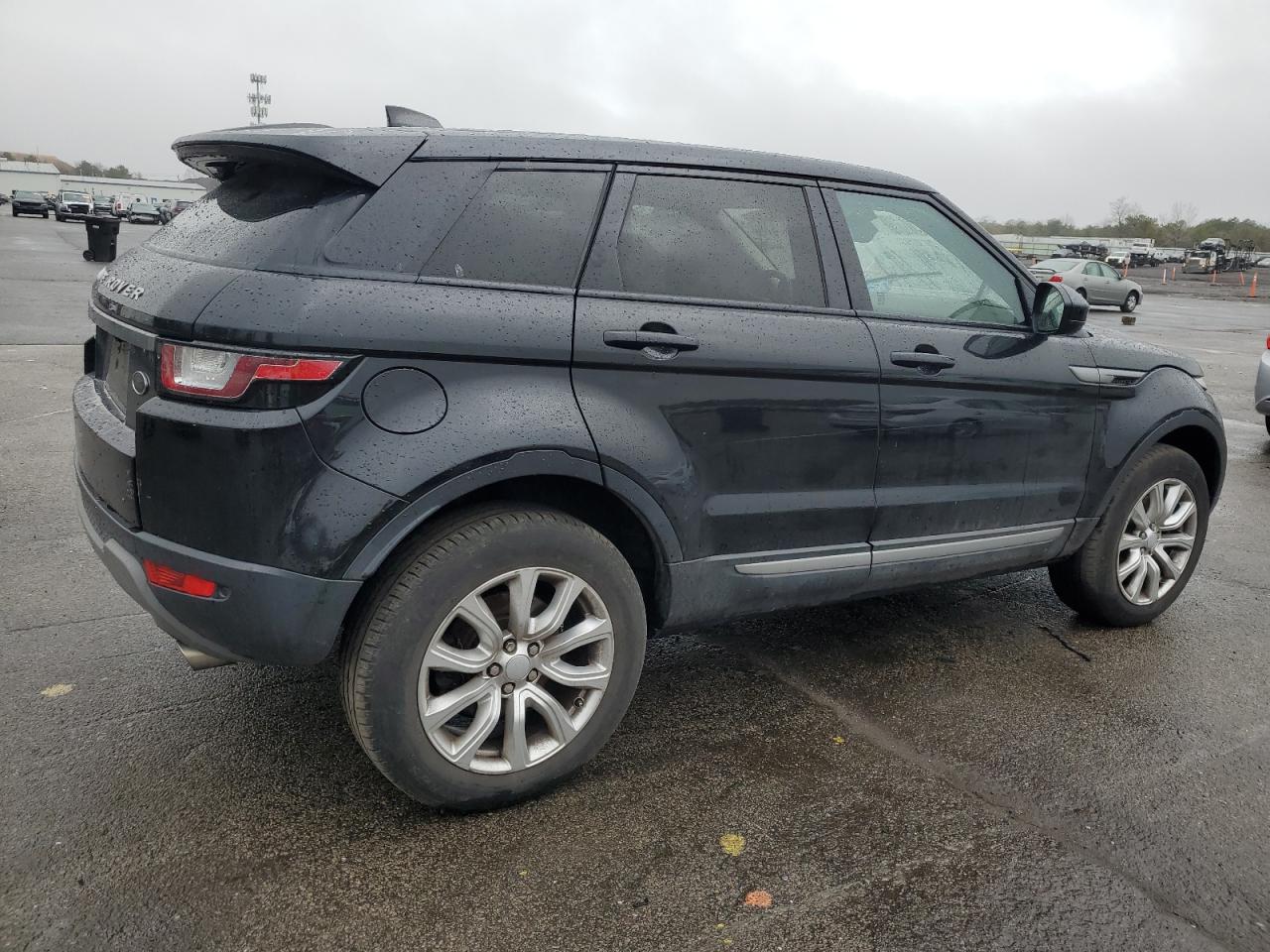 2018 Land Rover Range Rover - Image 3