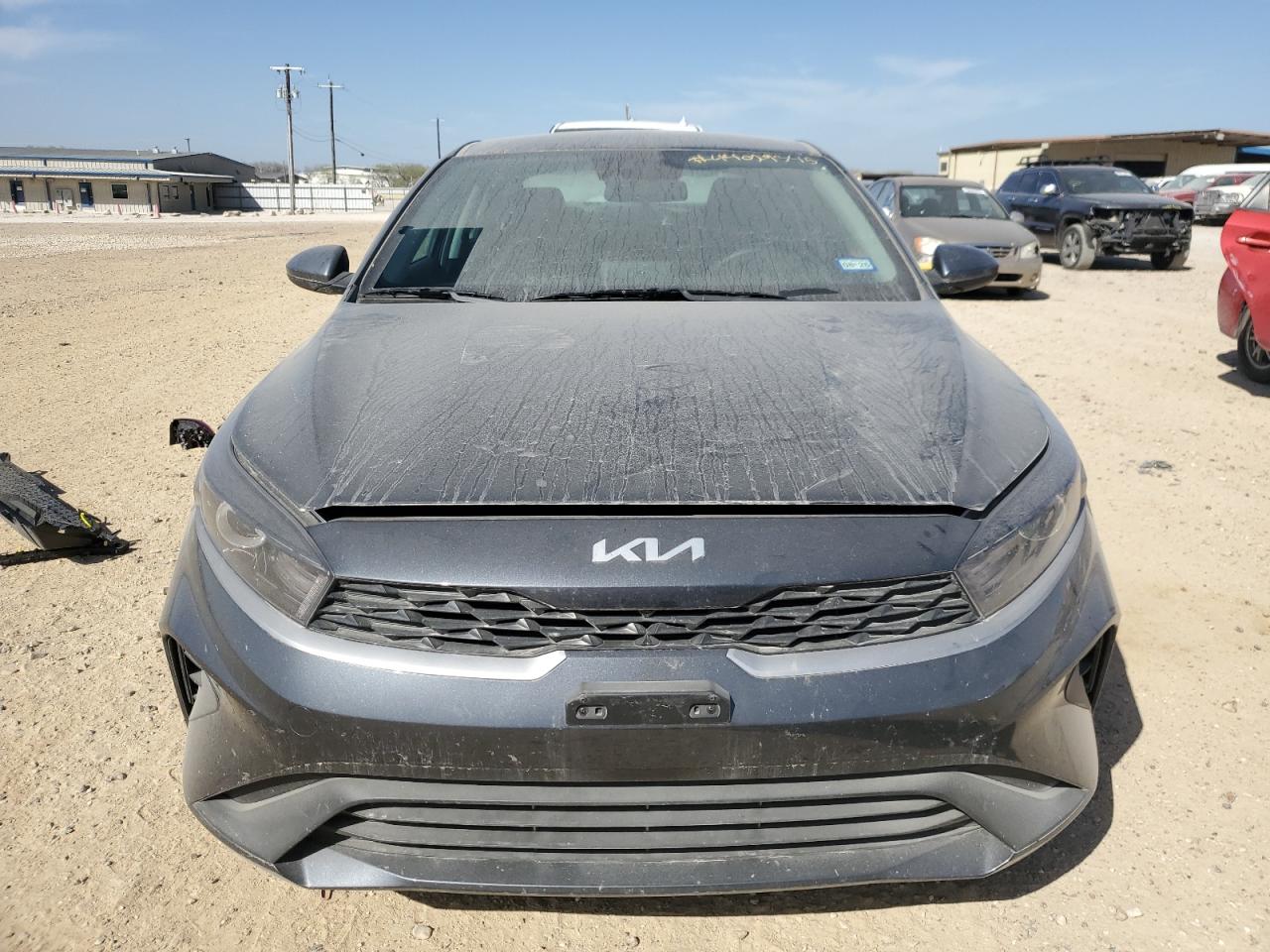 2024 Kia Forte - Image 5