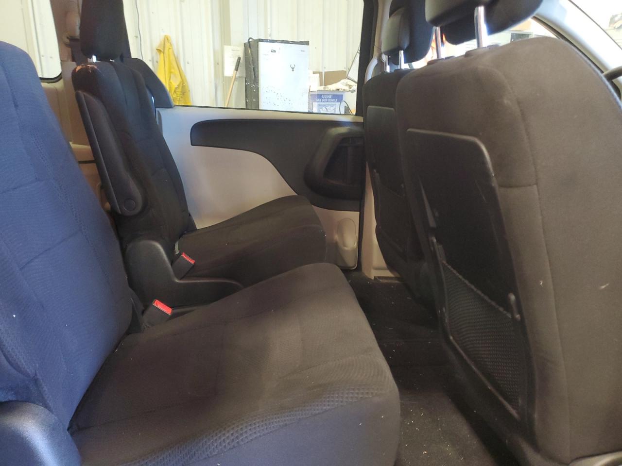2013 Dodge Caravan - Image 11