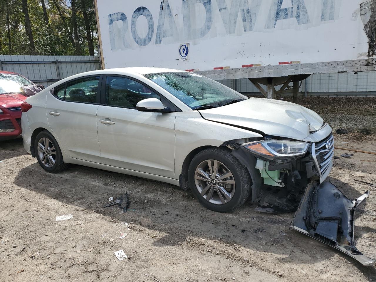 2017 Hyundai Elantra - Image 4