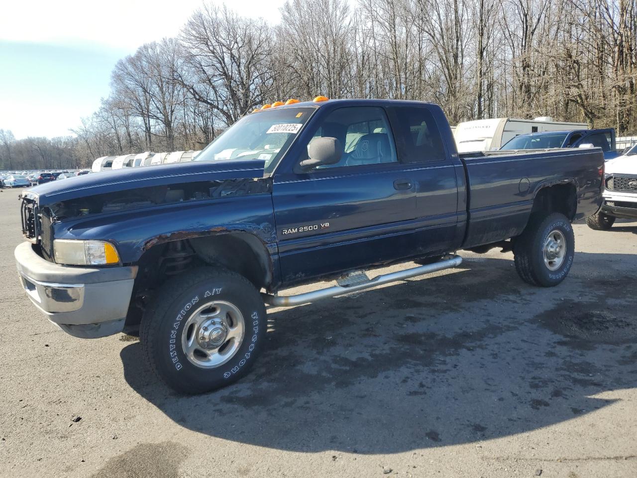 2001 Dodge Ram 2500  zu verkaufen in Glassboro, NJ - Minor Dent/Scratches
