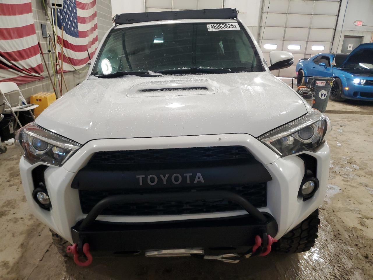 2016 Toyota 4Runner - Image 5