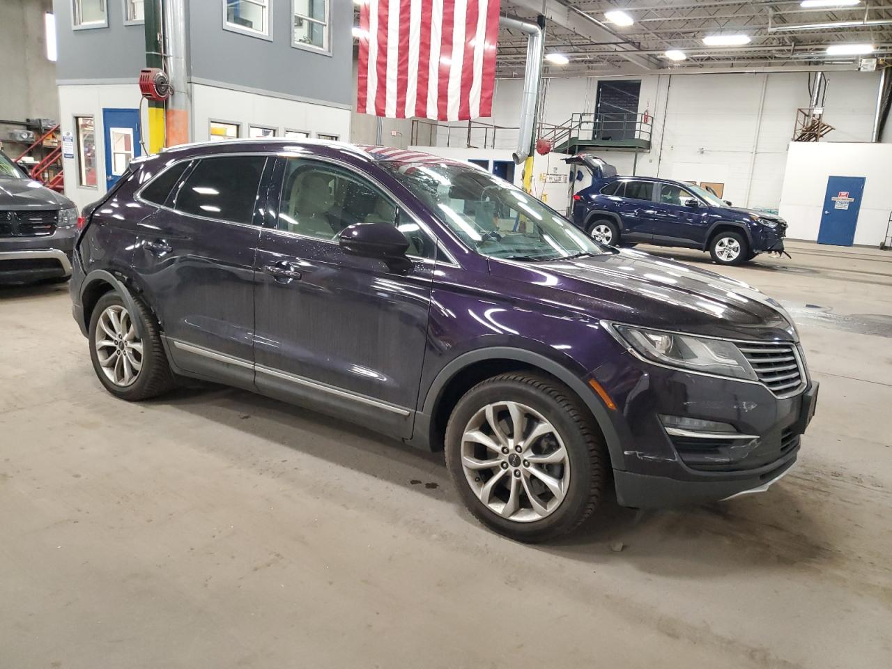 2015 Lincoln MKZ - Image 4