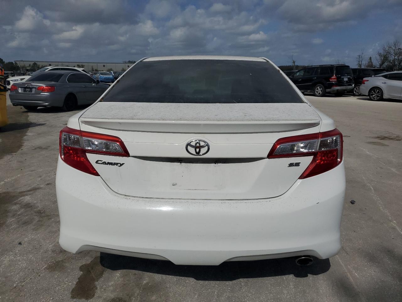 2013 Toyota Camry - Image 6