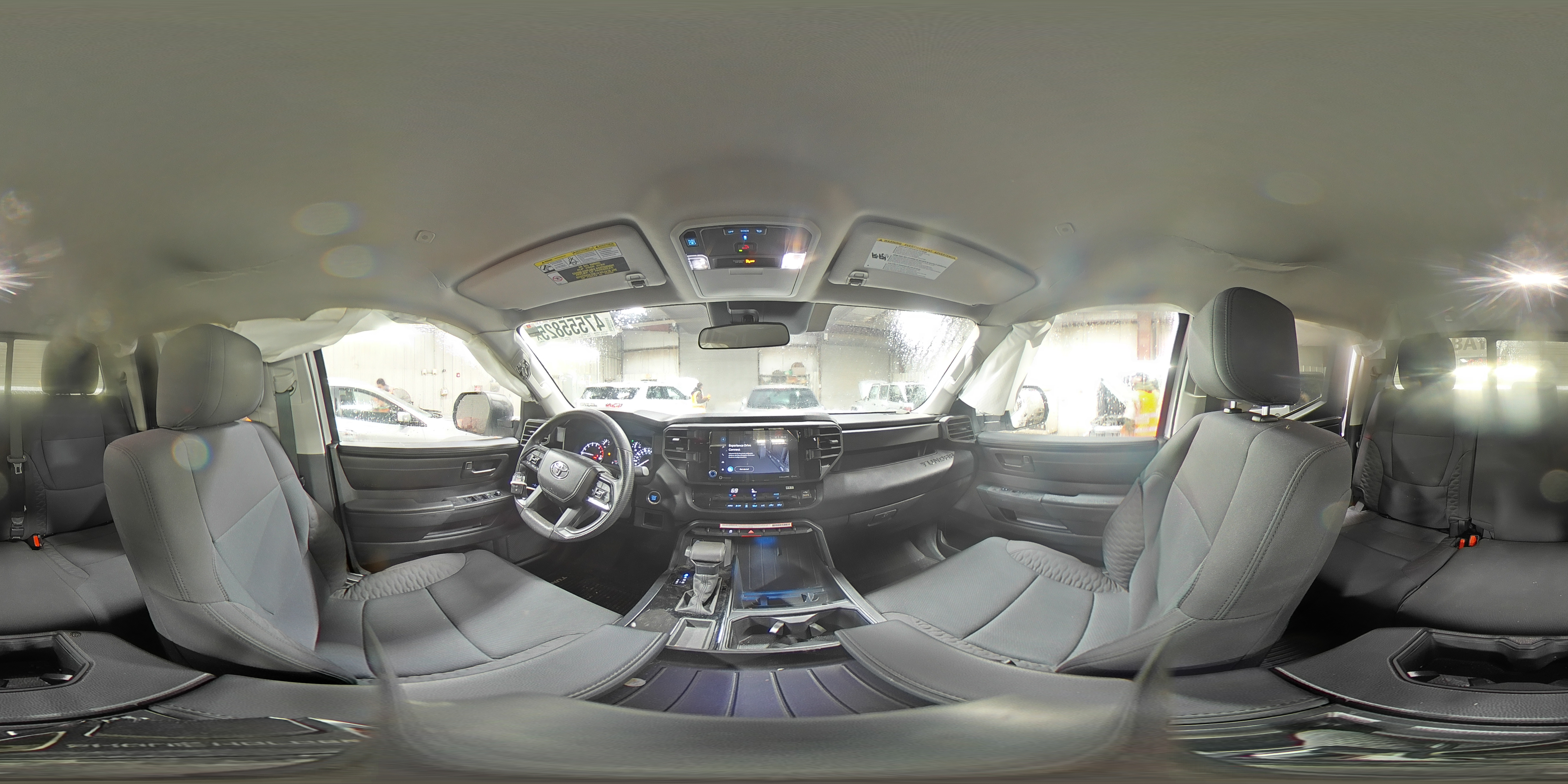2023 Toyota Tundra - Image 14