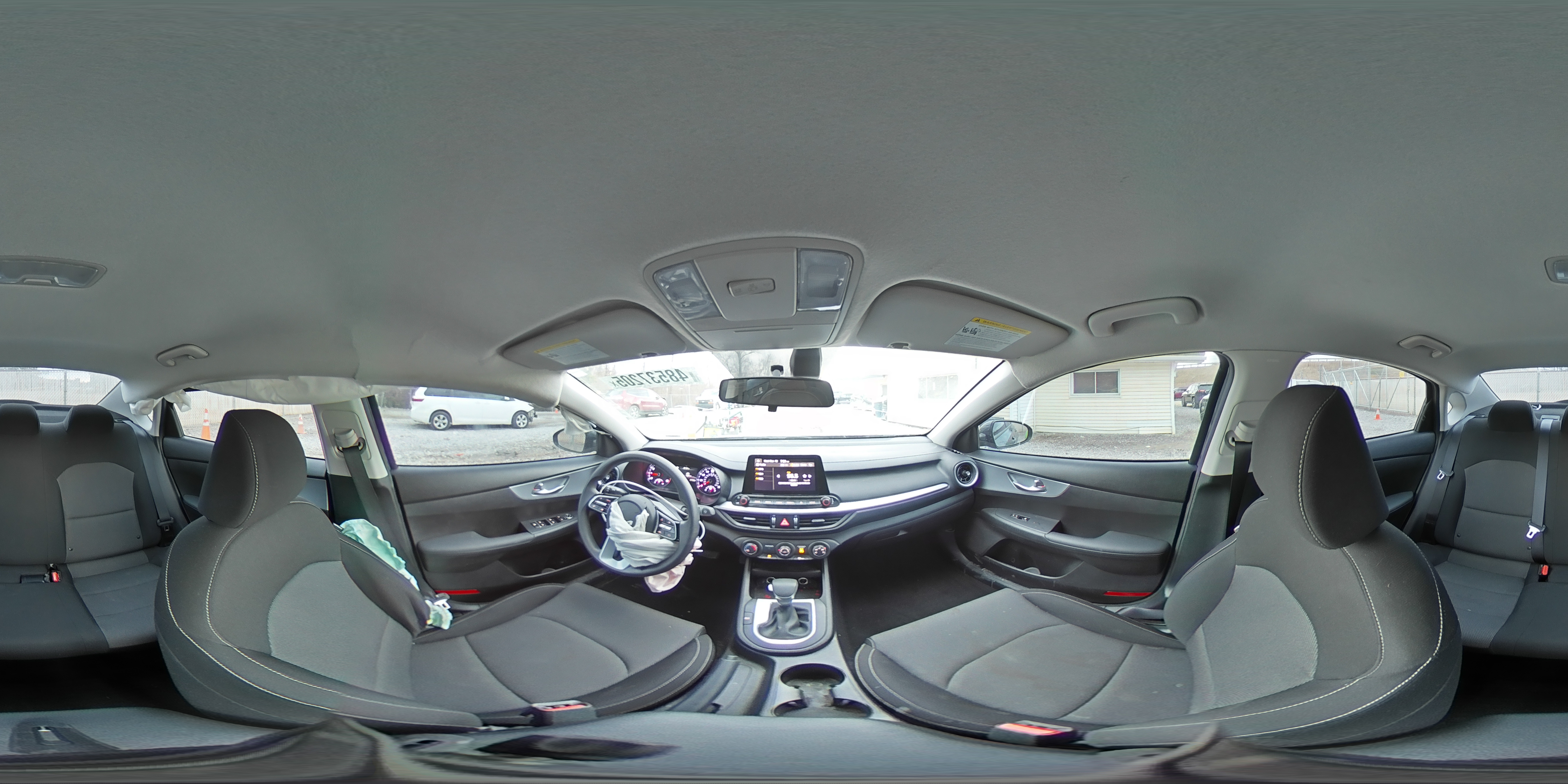 2023 Kia Forte - Image 12