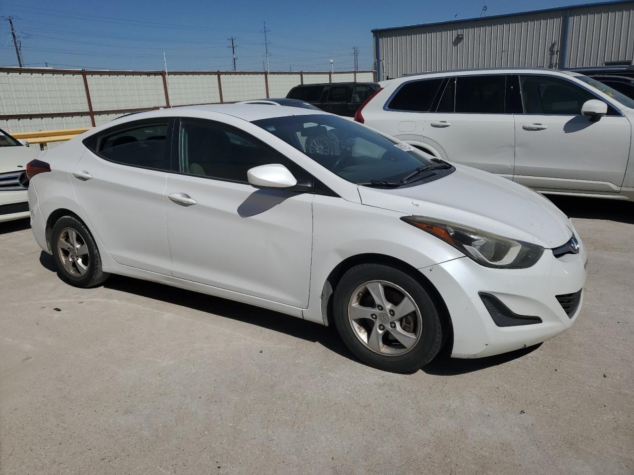 2015 Hyundai Elantra - Image 4