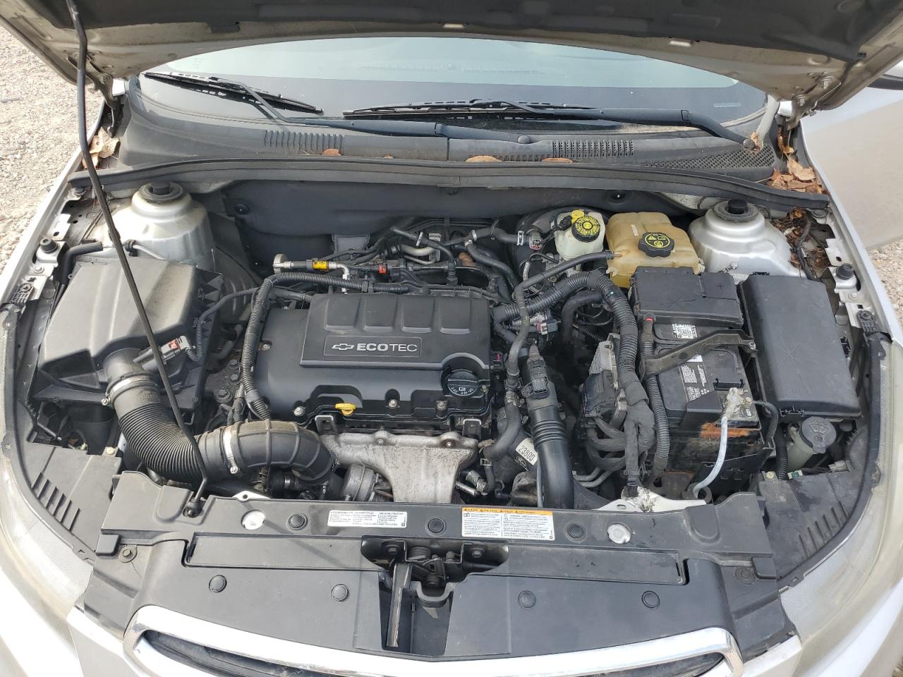 2015 Chevrolet Cruze - Image 11