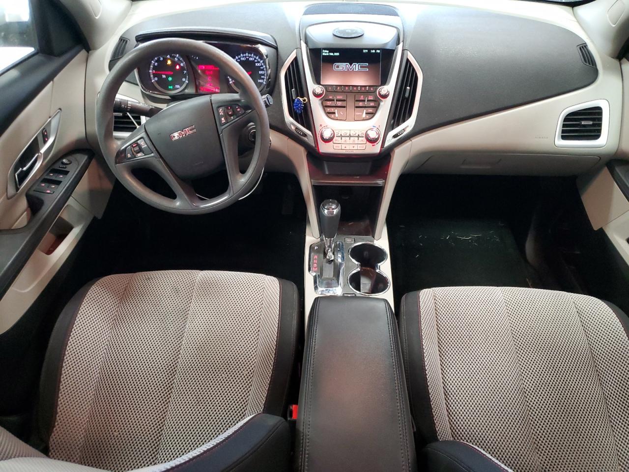2017 GMC Terrain - Image 8