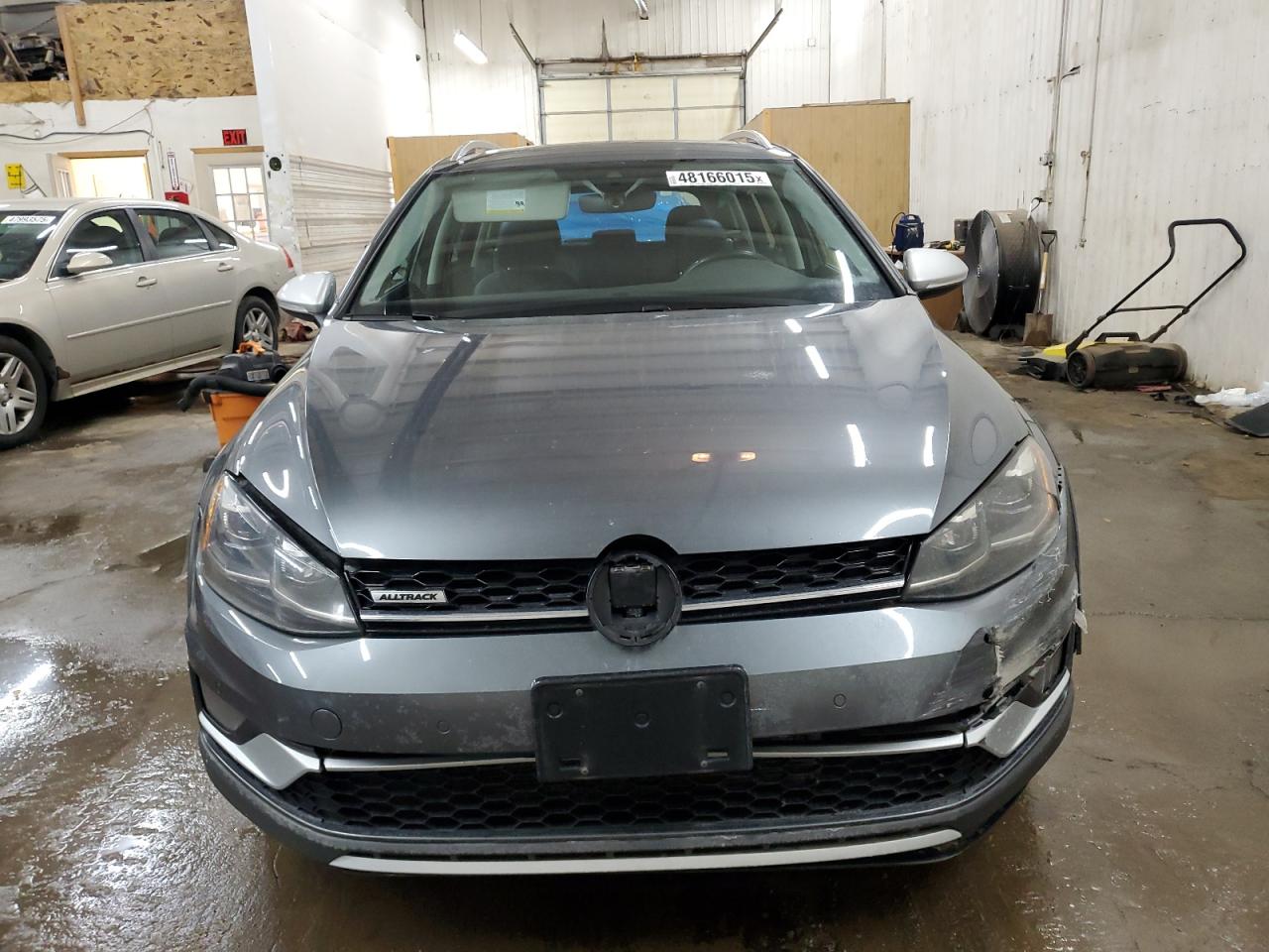 2018 Volkswagen Golf - Image 5