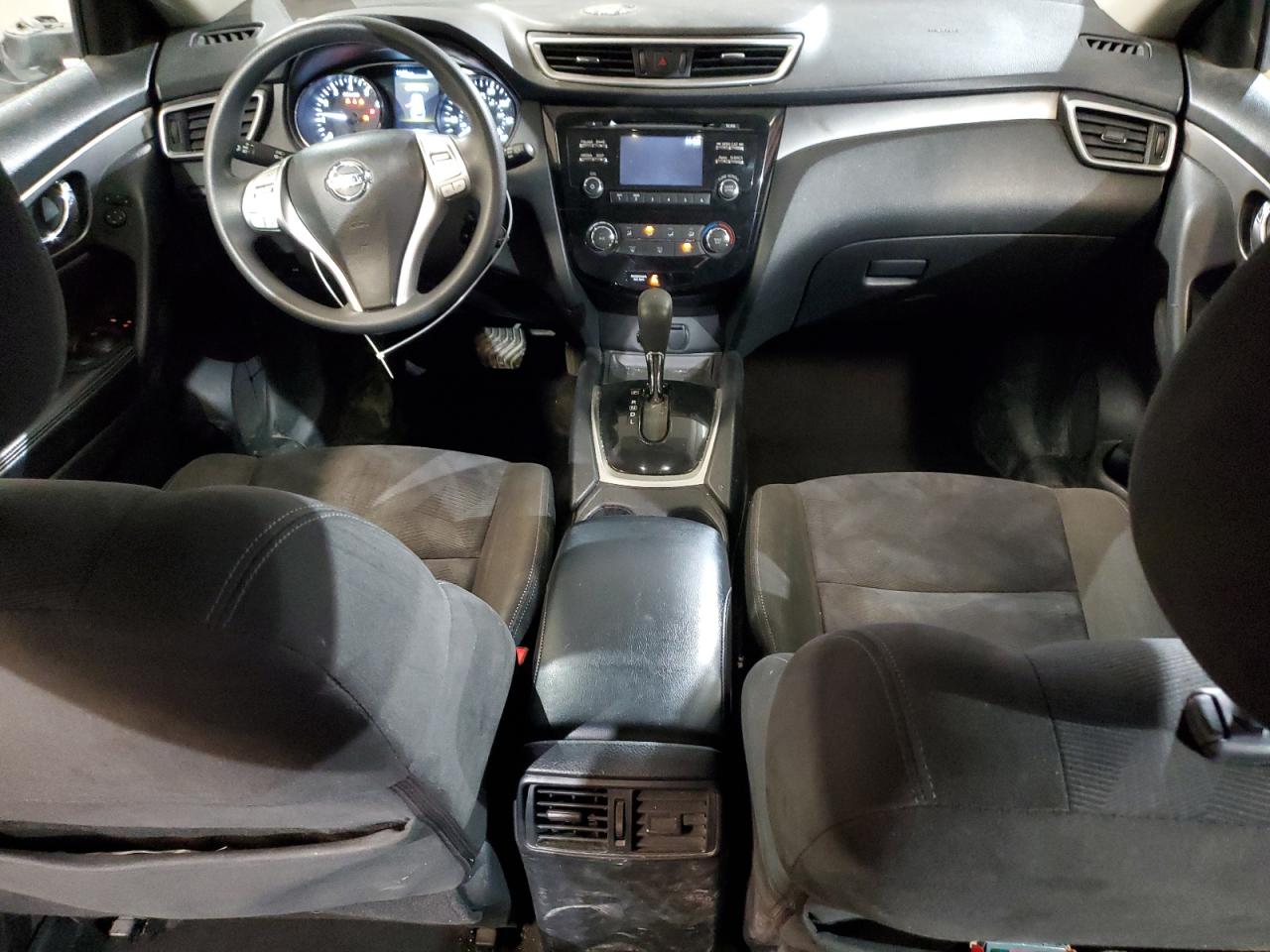 2015 Nissan Rogue - Image 8
