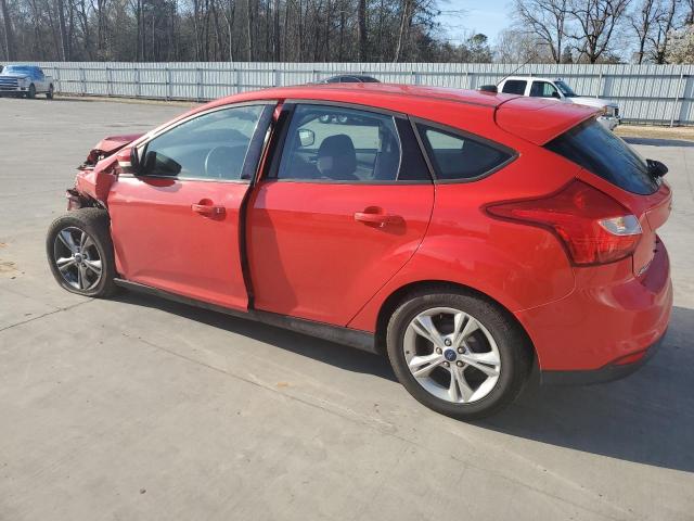  FORD FOCUS 2014 Czerwony
