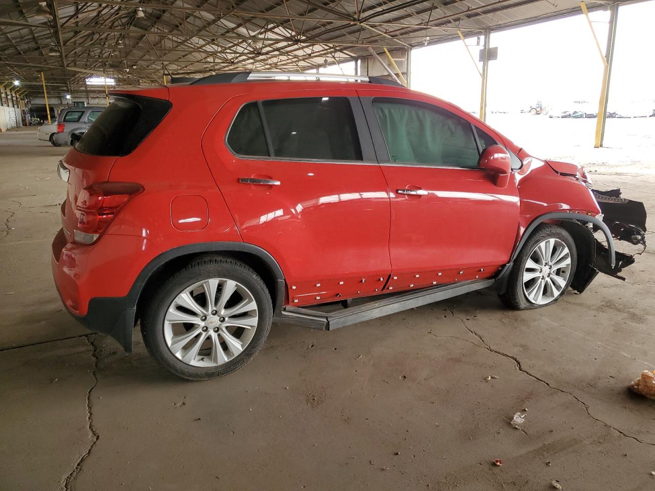2020 Chevrolet Trax - Image 3