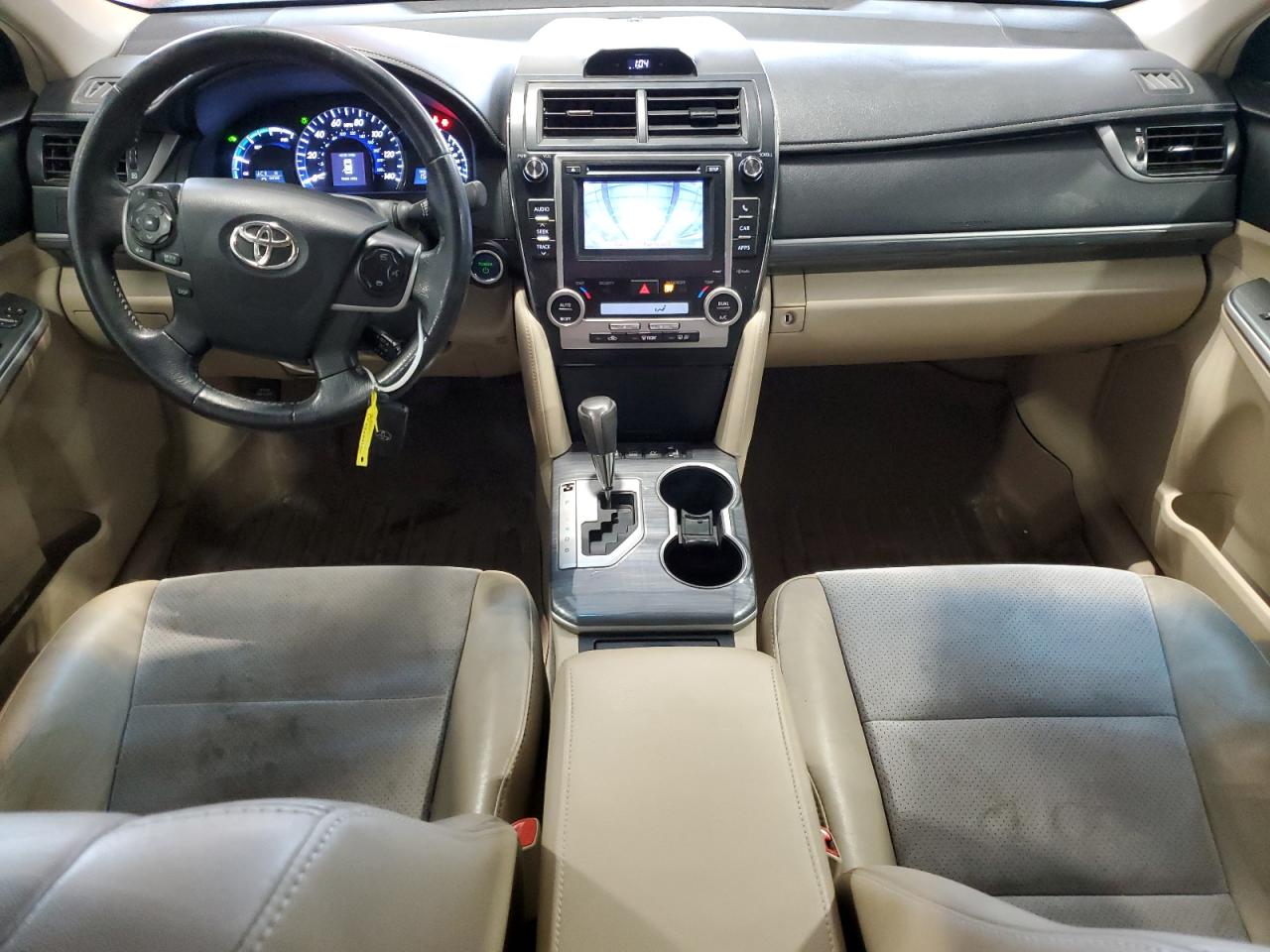 2012 Toyota Camry - Image 8