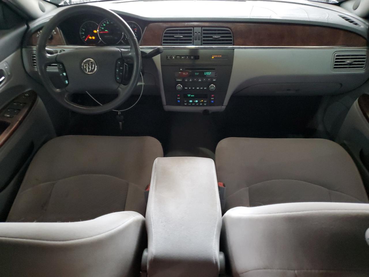 2007 Buick LaCrosse - Image 8