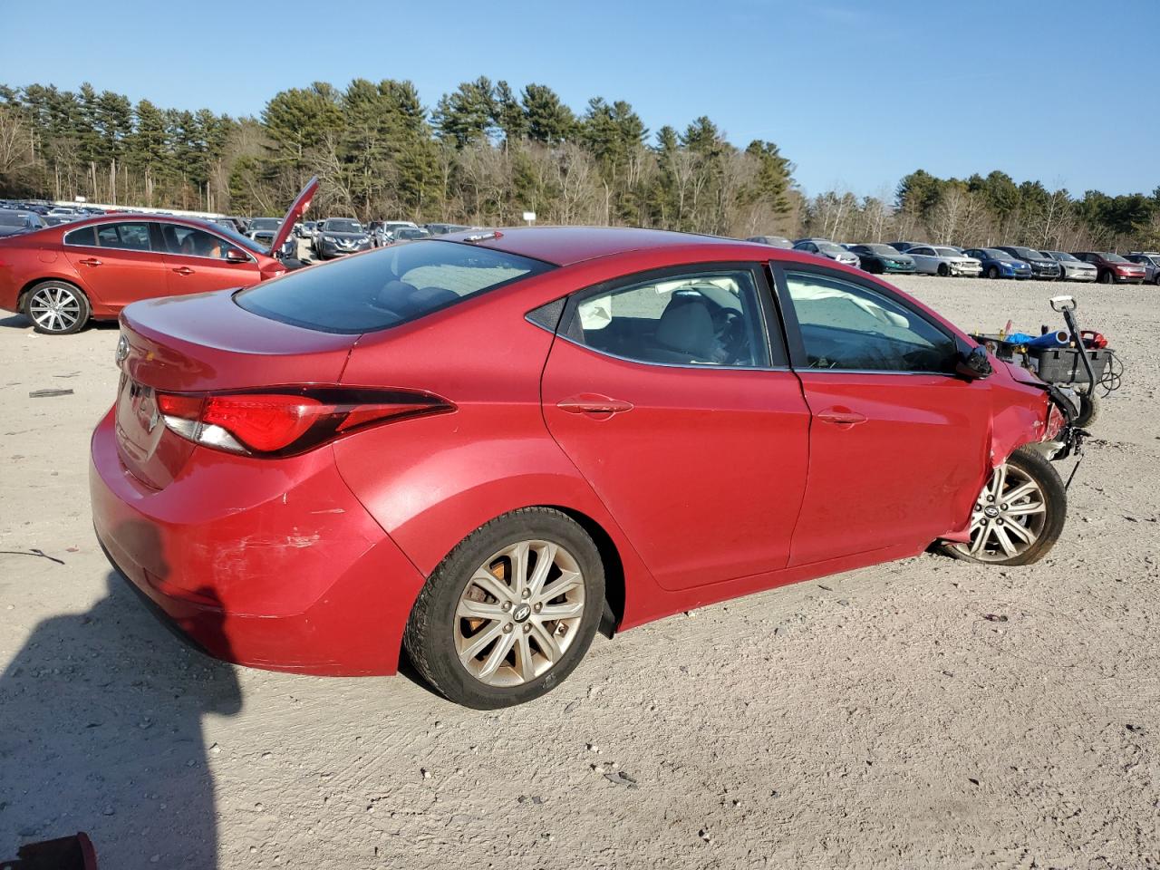 2015 Hyundai Elantra - Image 3