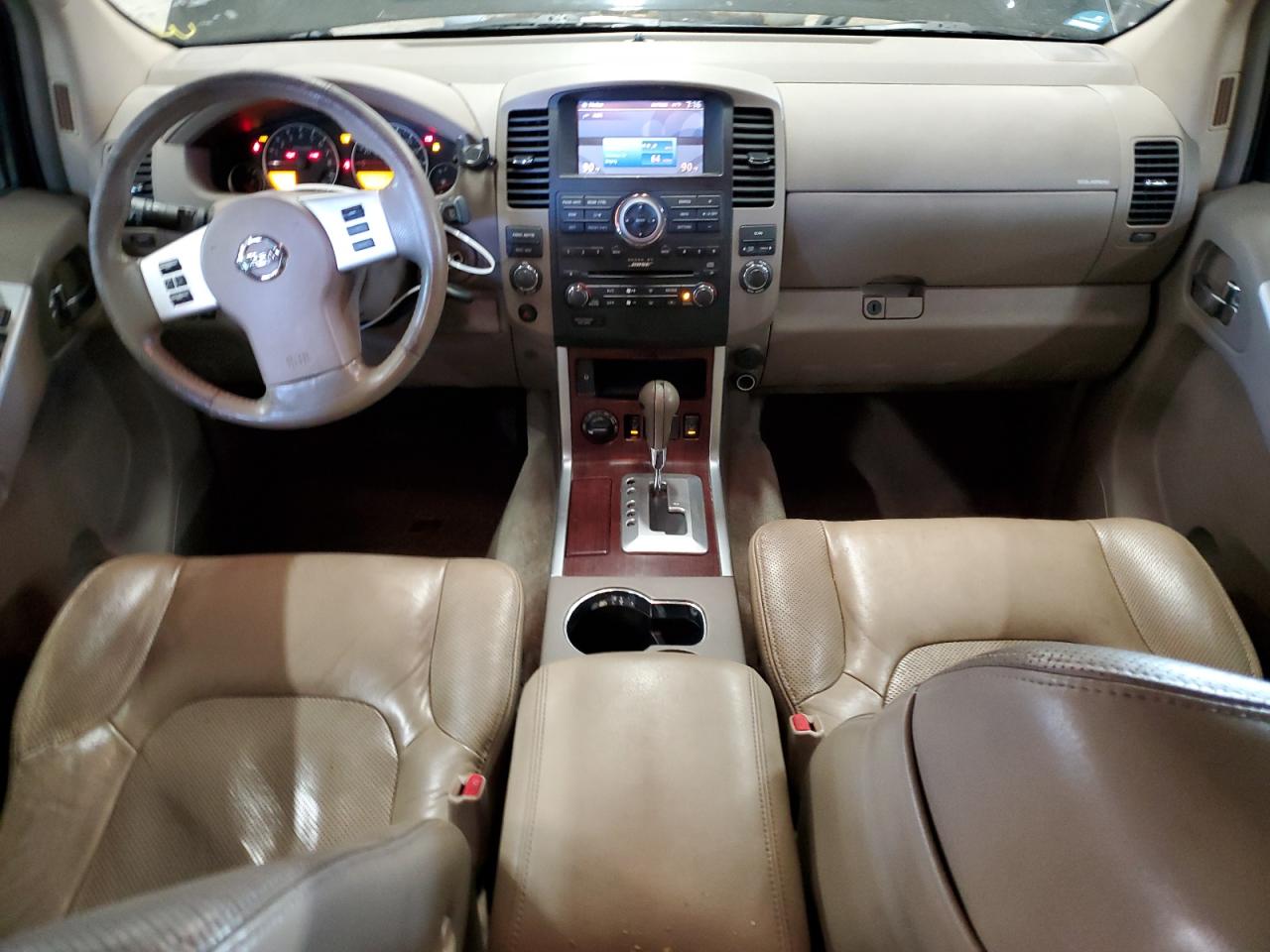 2010 Nissan Pathfinder - Image 8