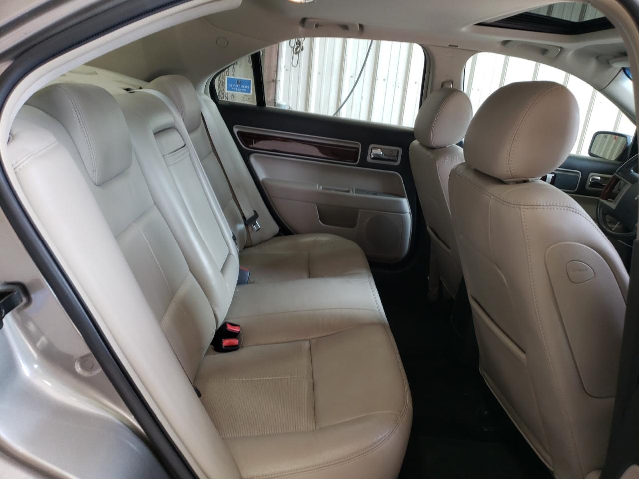 2008 Lincoln MKZ - Image 10
