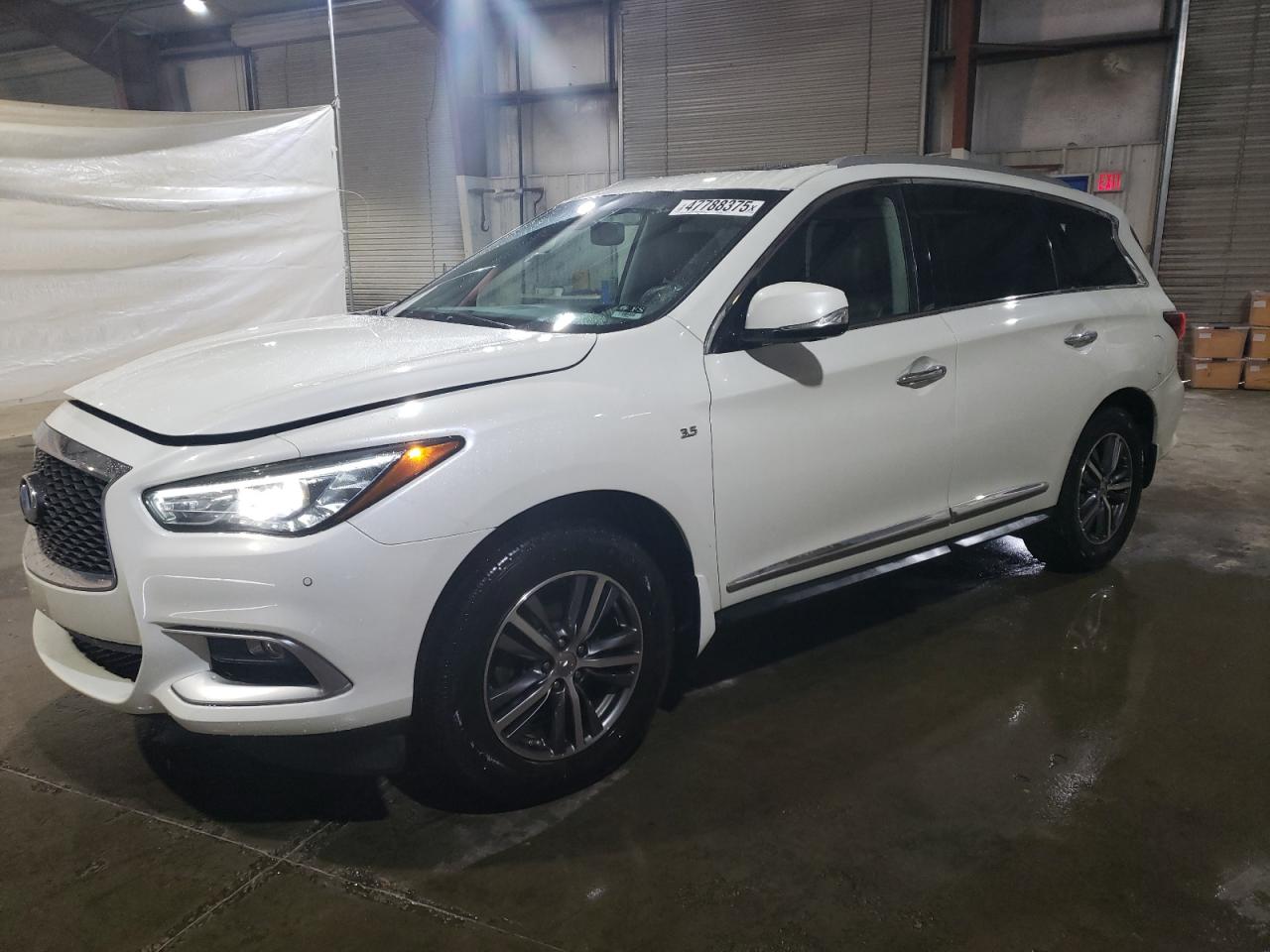 2016 Infiniti Qx60 de vânzare în North Billerica, MA - Front End