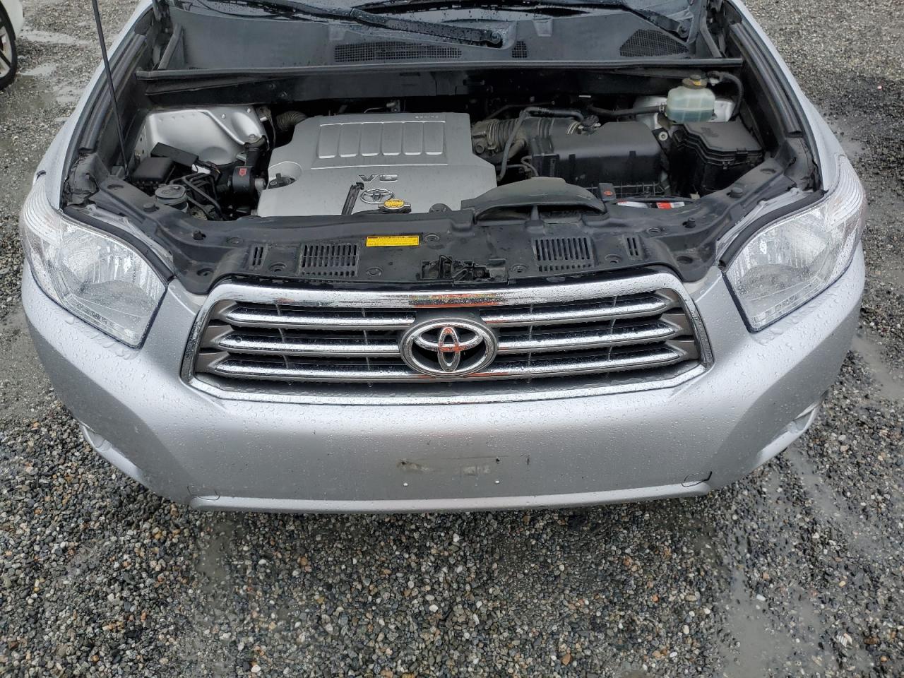 2009 Toyota Highlander - Image 12