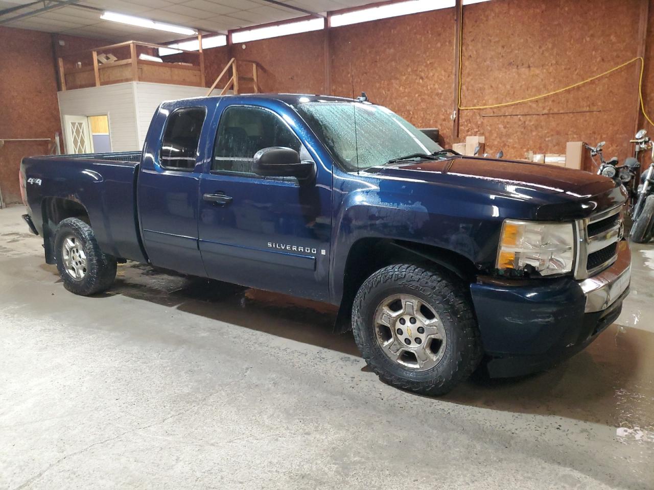 2008 Chevrolet Silverado - Image 4