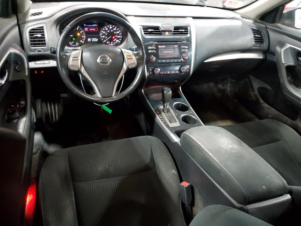 2015 Nissan Altima - Image 8