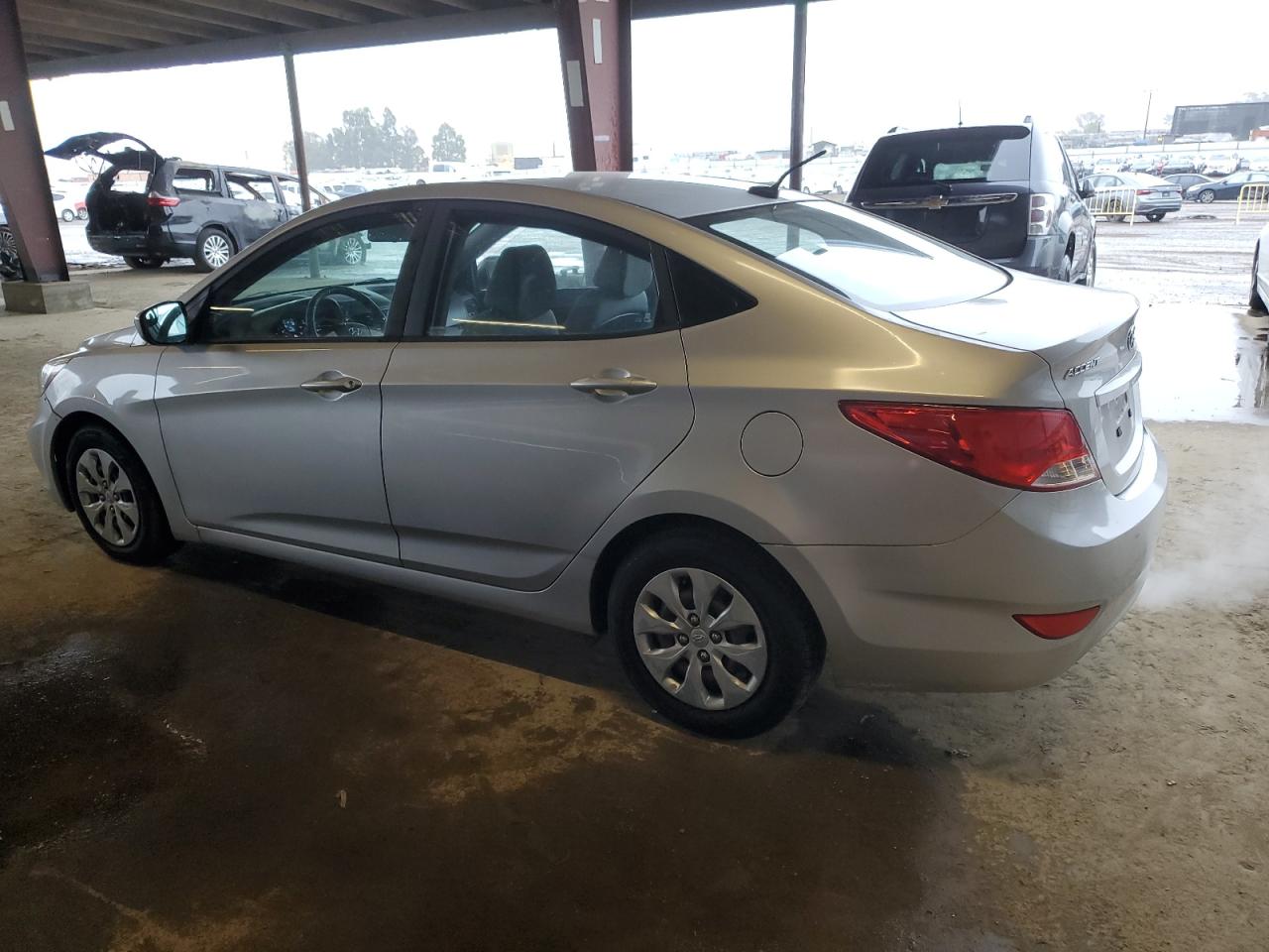 2015 Hyundai Accent - Image 2