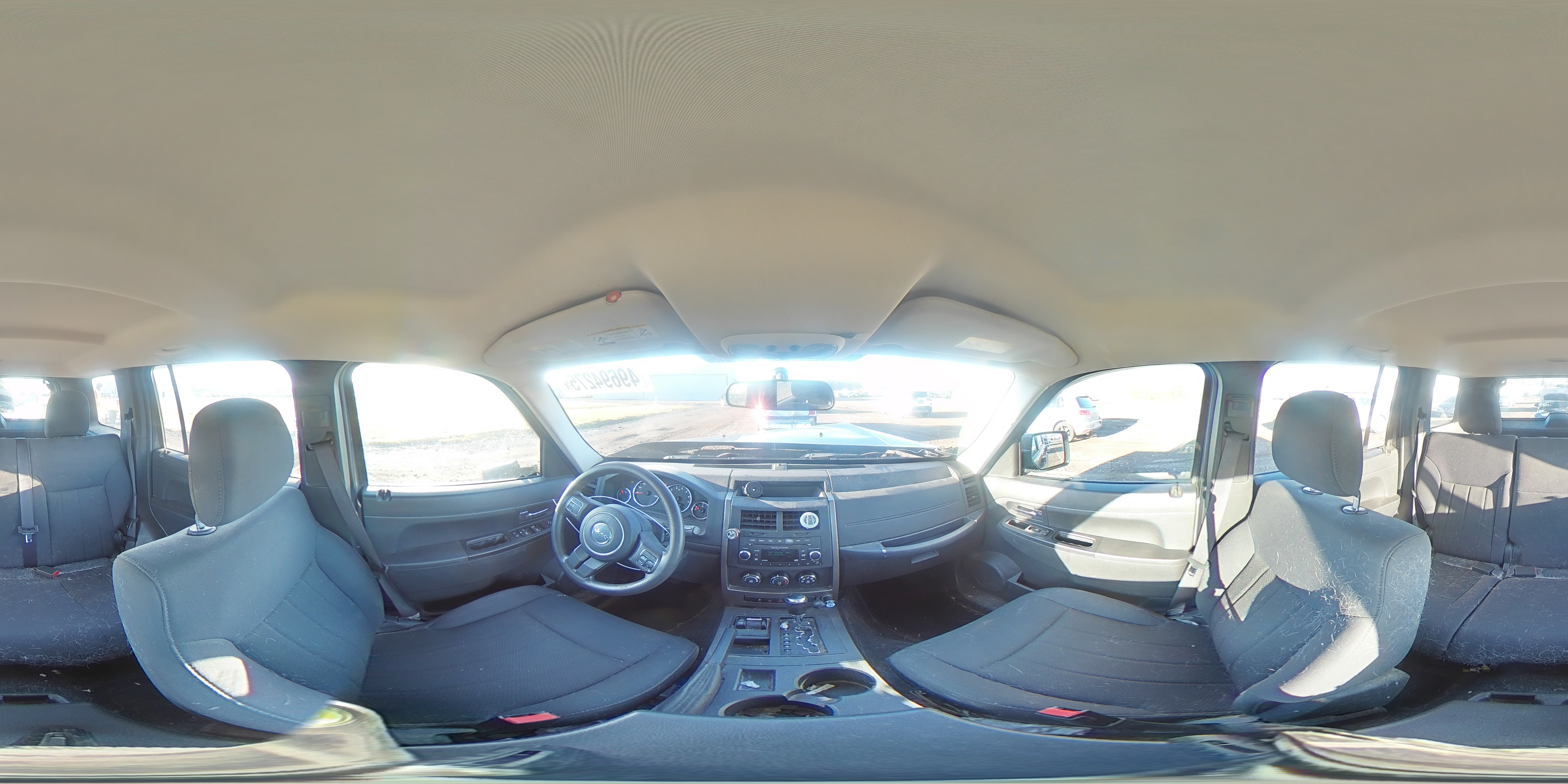 2012 Jeep Liberty (North America) - Image 13