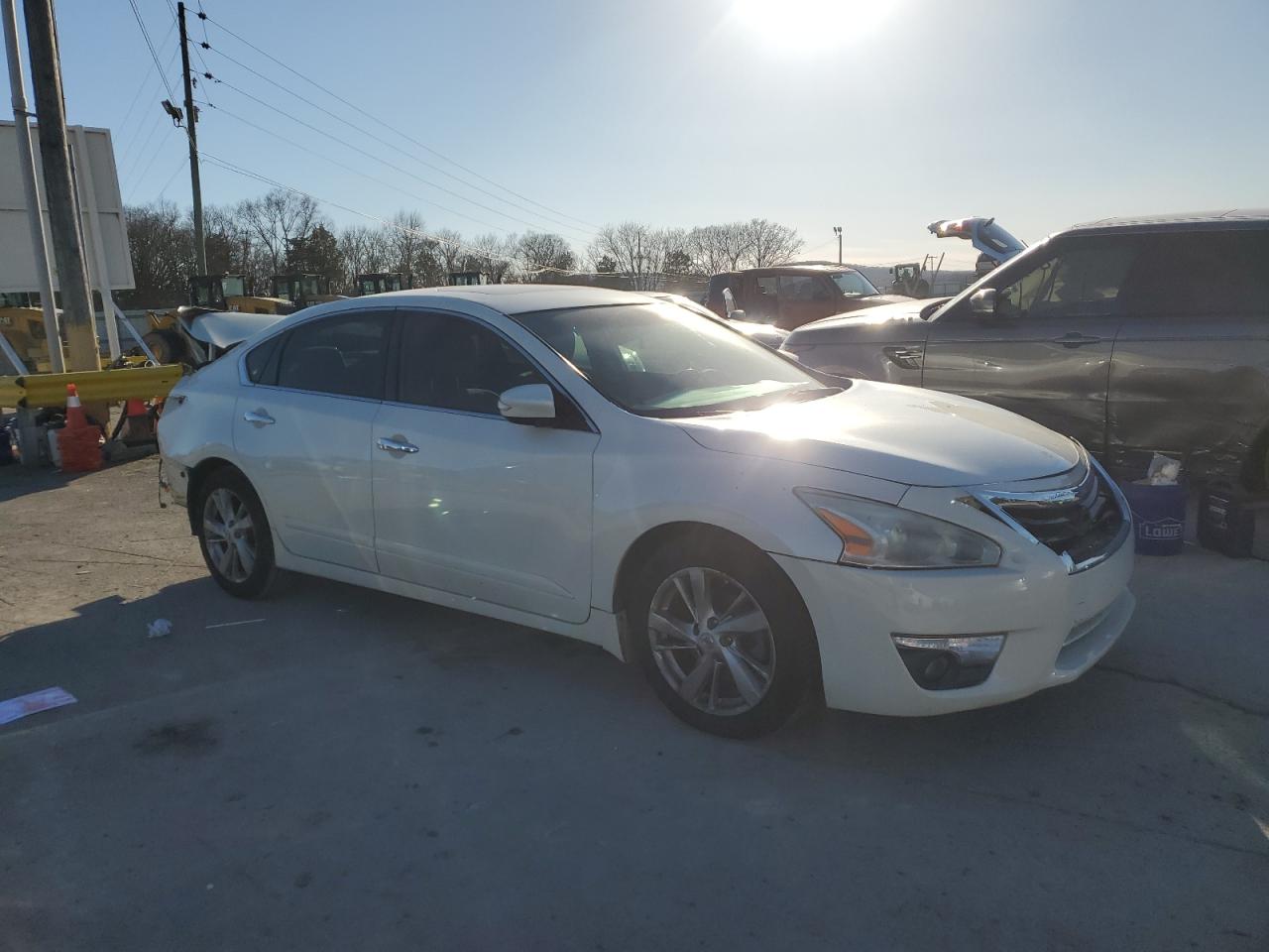 2015 Nissan Altima - Image 4
