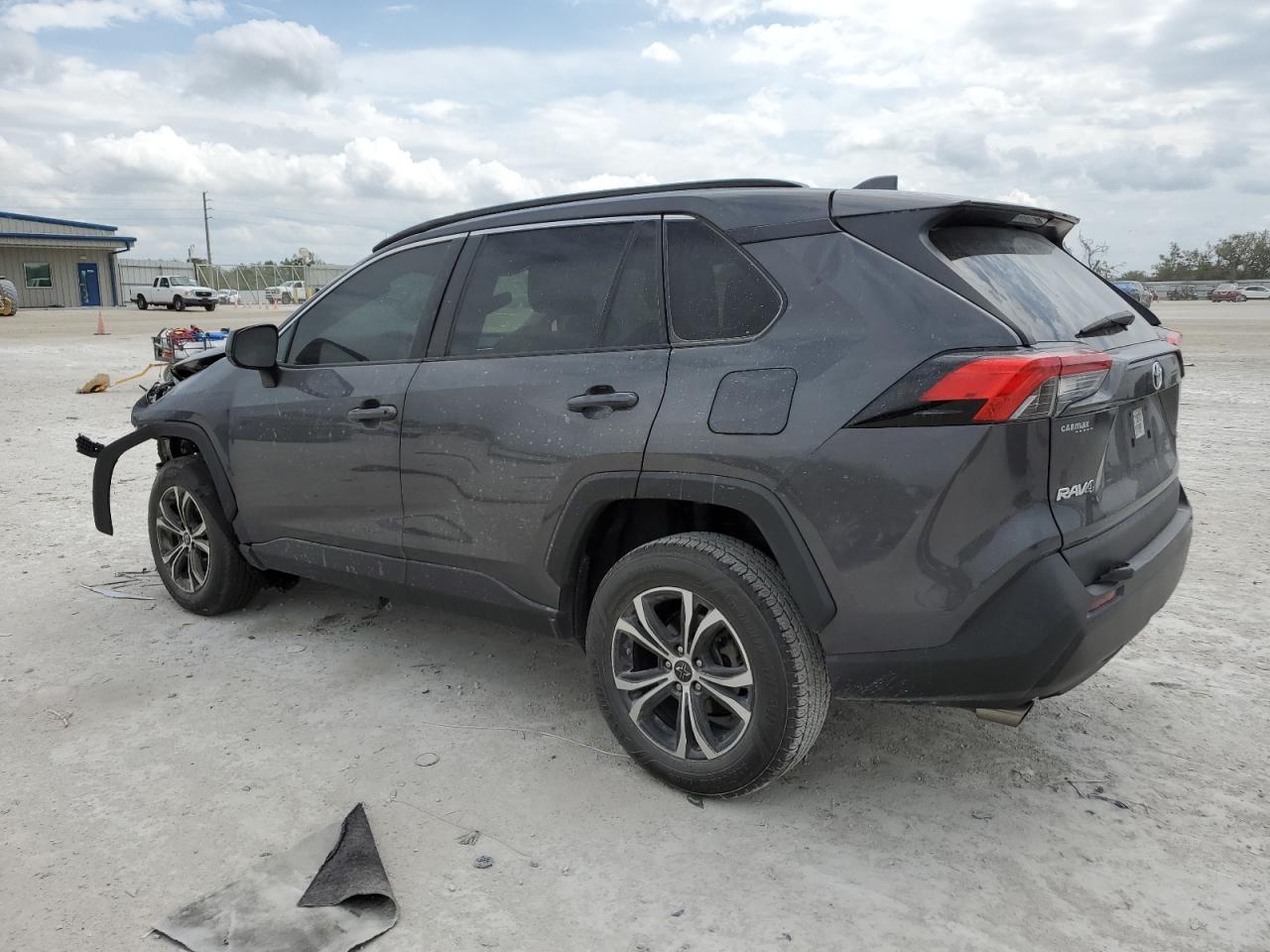 2020 Toyota RAV 4 - Image 2