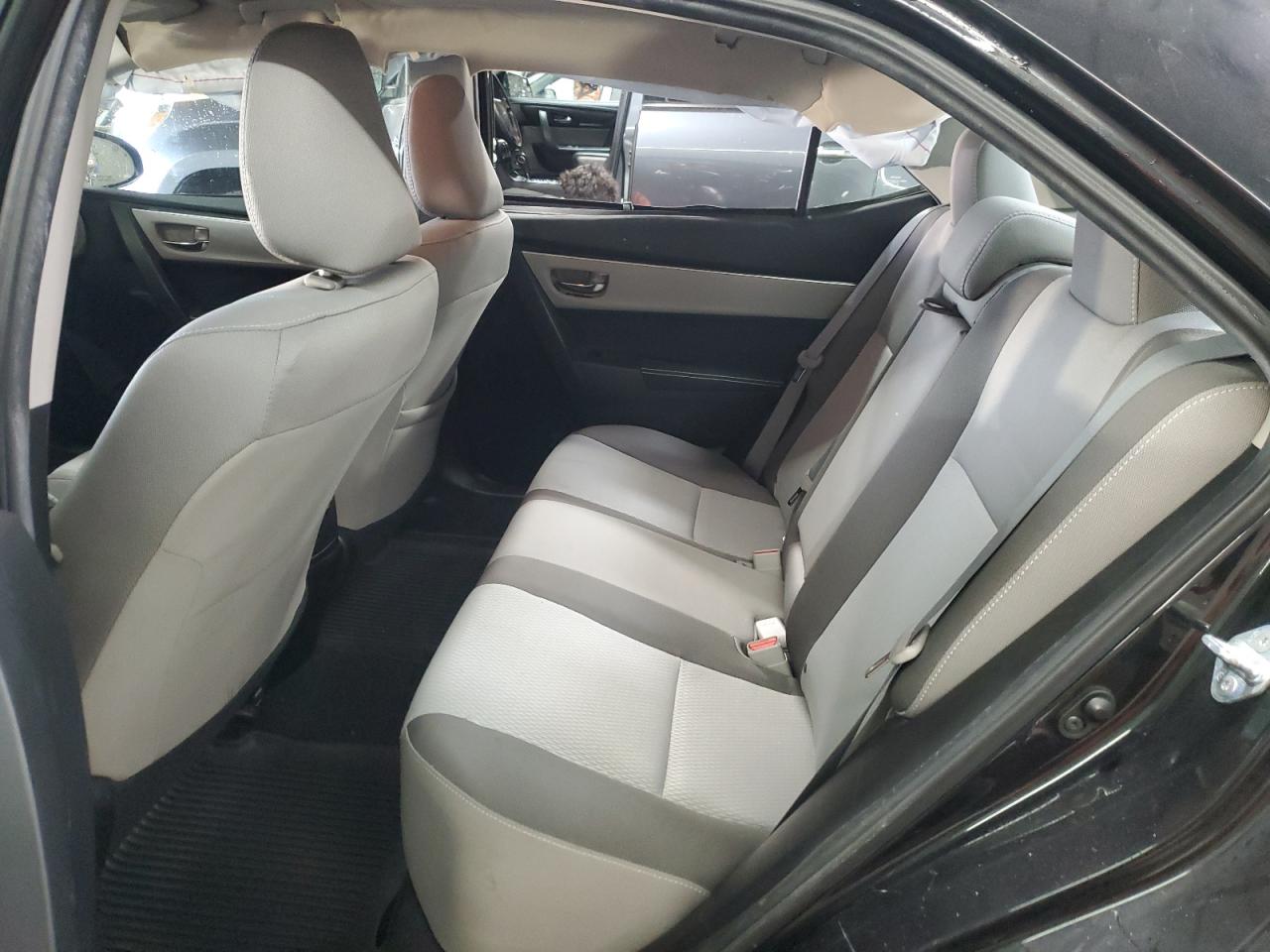 2017 Toyota Corolla - Image 10