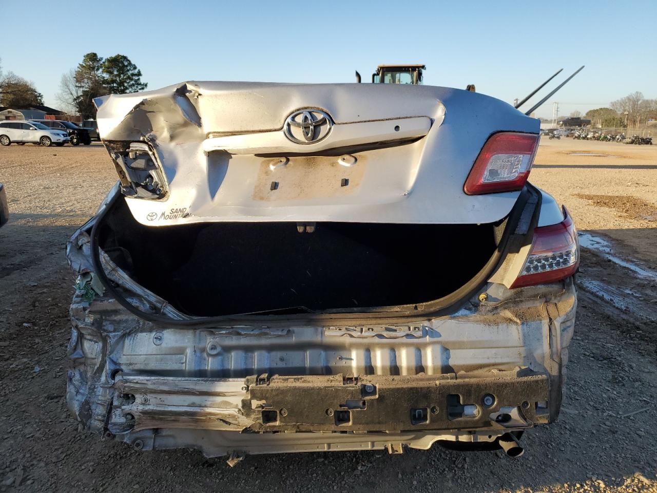 2011 Toyota Camry - Image 6