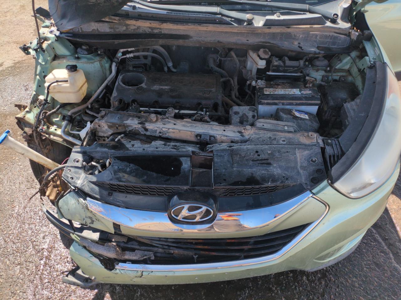 2011 Hyundai Tucson - Image 12