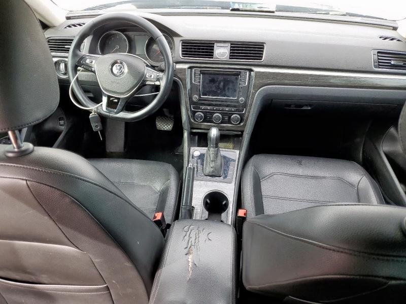 Sedans VOLKSWAGEN PASSAT 2016 Gray