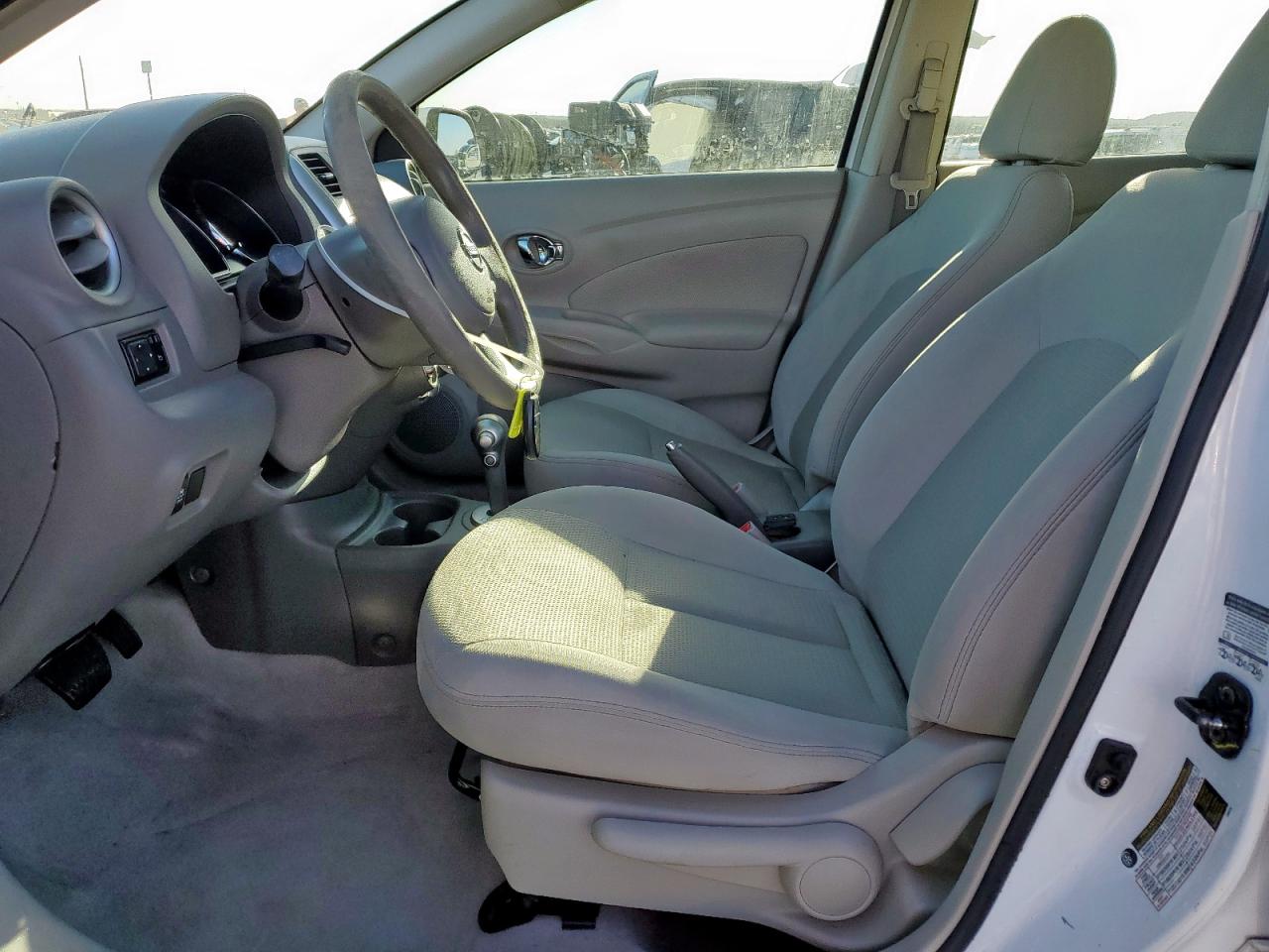 2014 Nissan Versa - Image 7