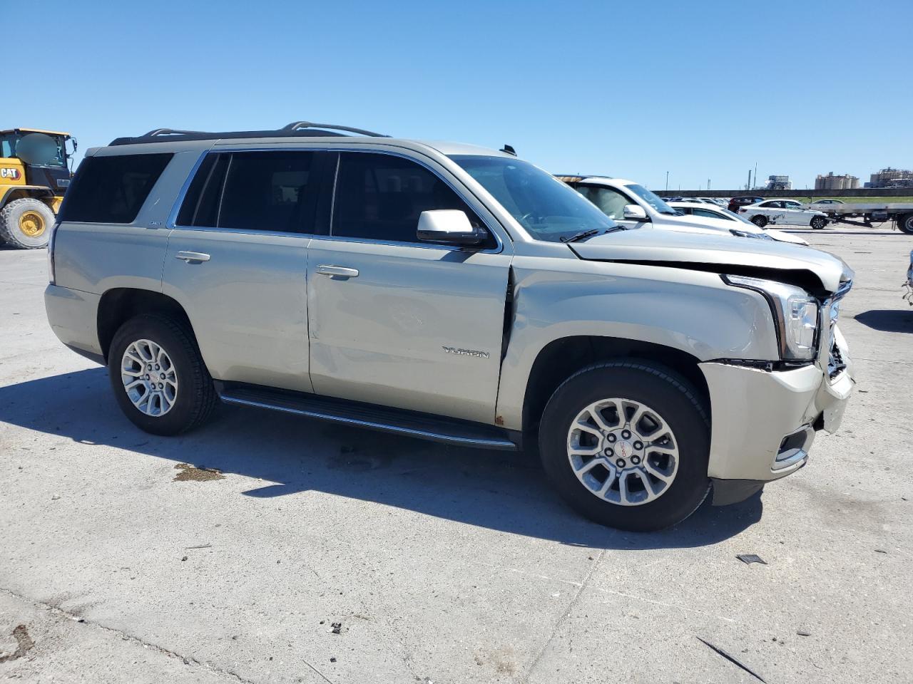 2015 GMC Yukon - Image 4