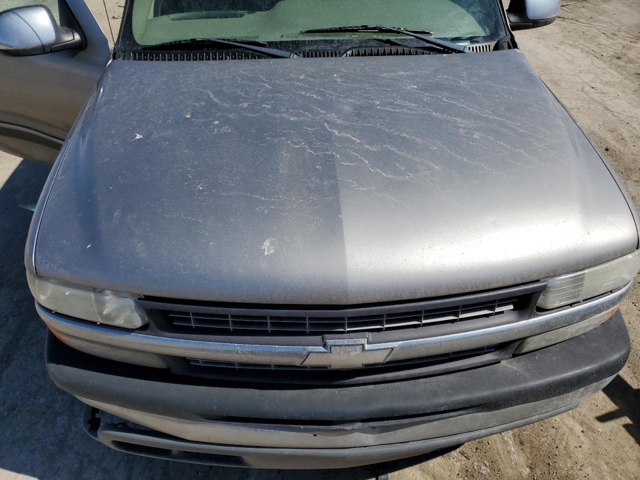 2001 Chevrolet Silverado - Image 11