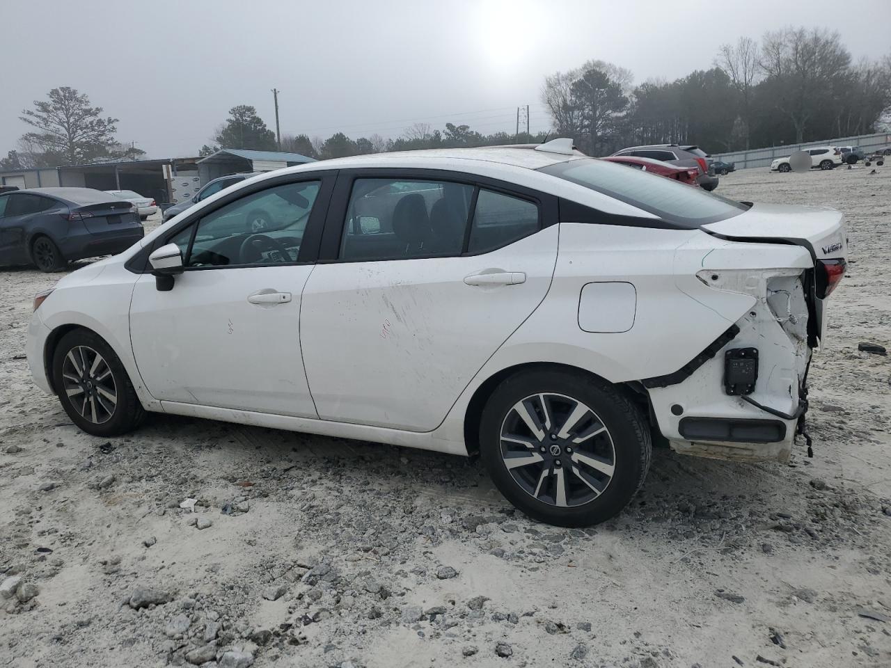 2021 Nissan Versa - Image 2