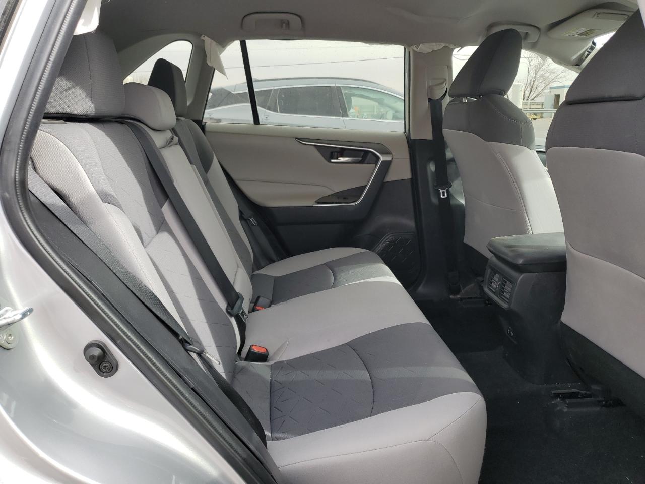 2020 Toyota RAV 4 - Image 11