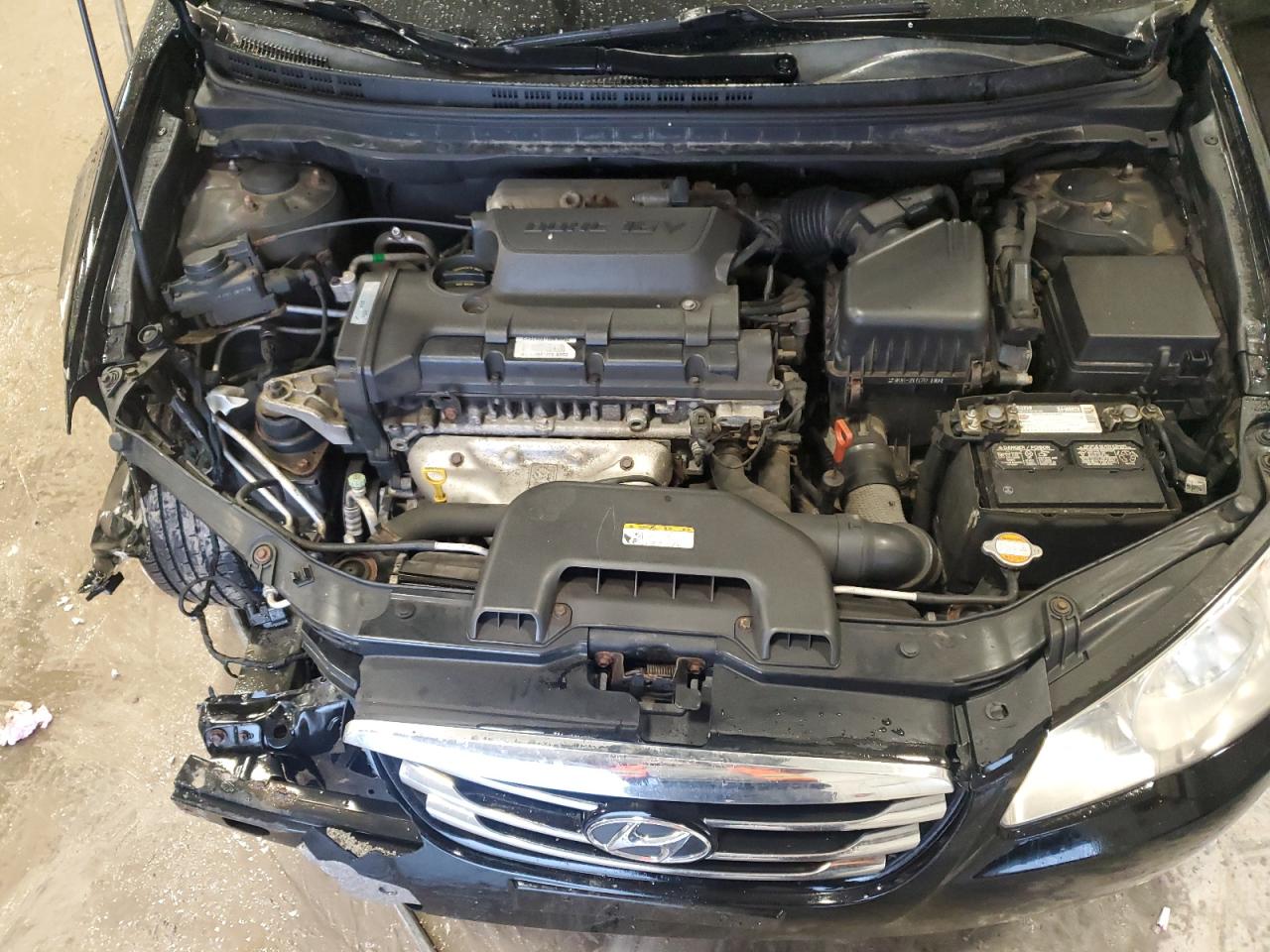 2010 Hyundai Elantra - Image 11