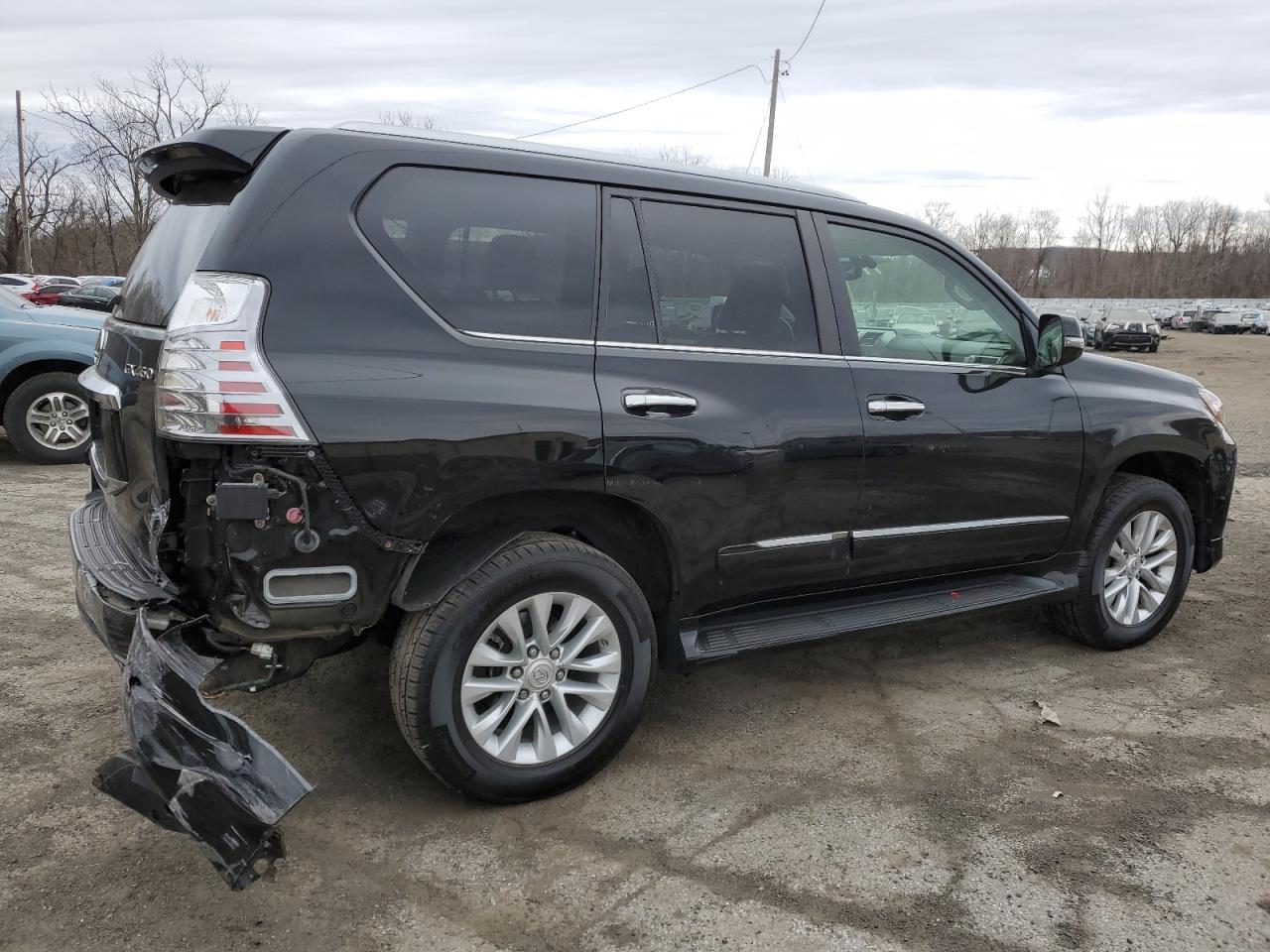 2016 Lexus GX - Image 3
