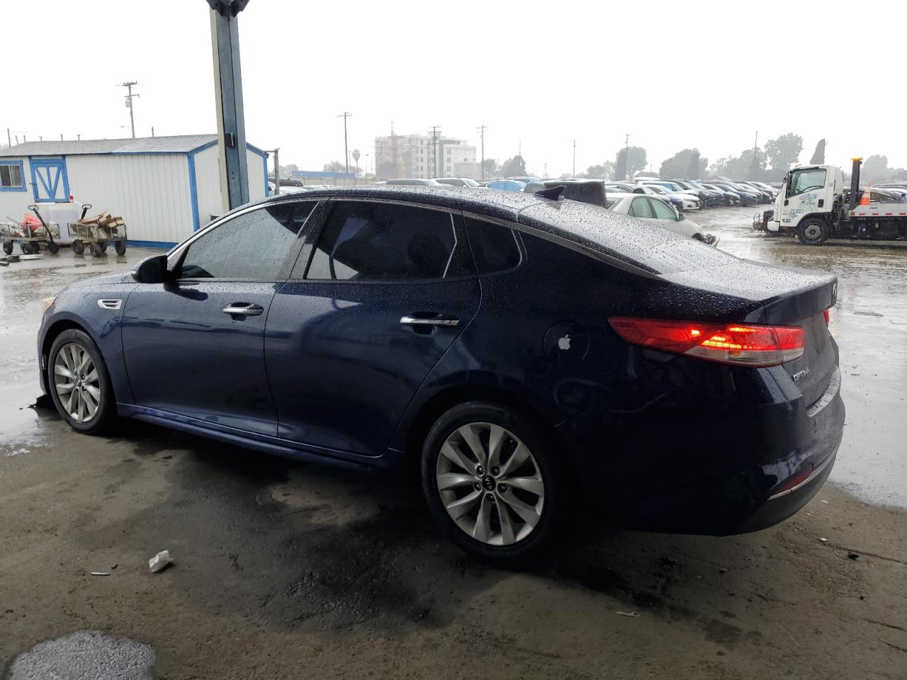 2018 Kia Optima - Image 2