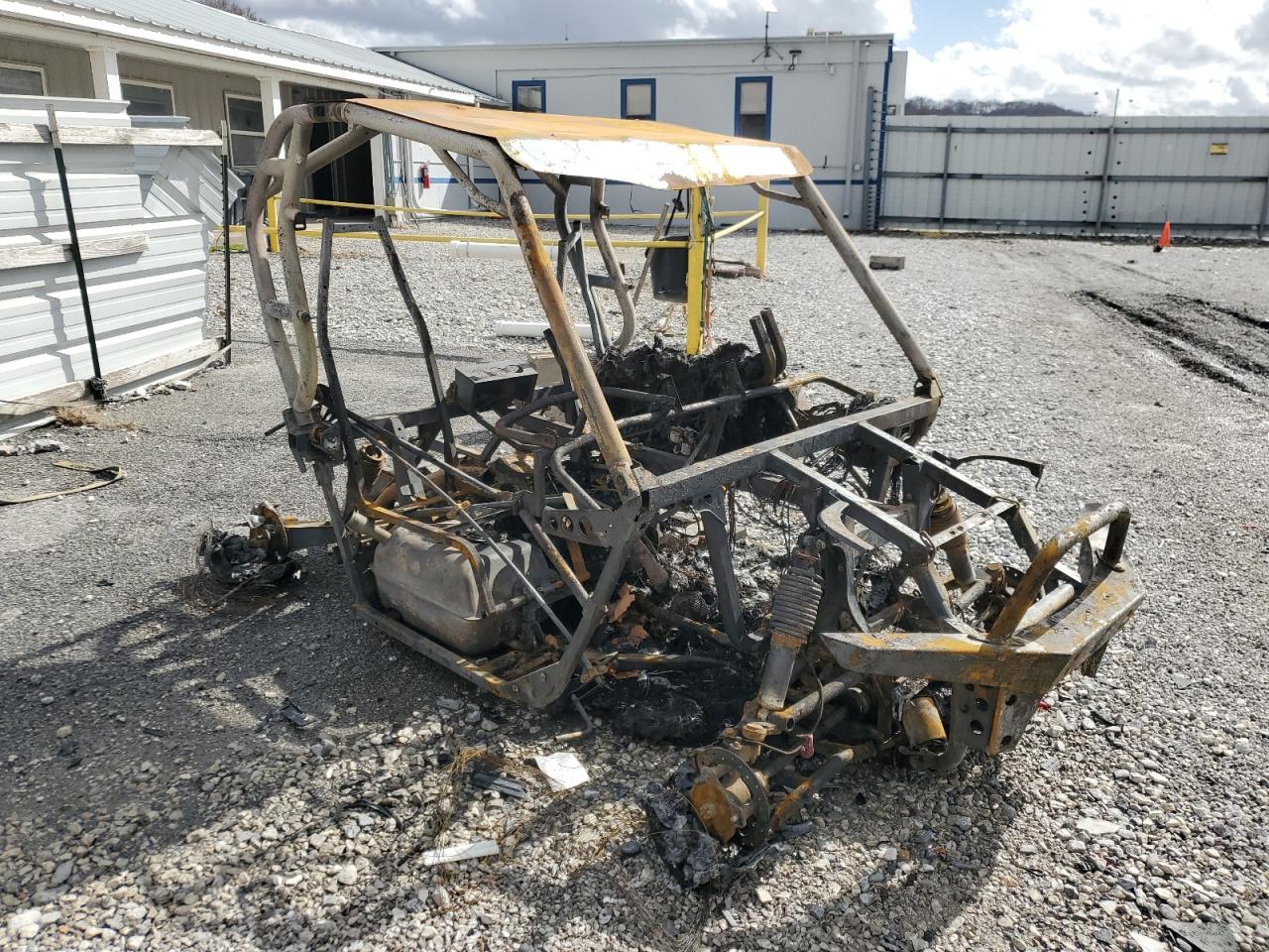 2013 Can-Am Commander 1000 Xt for Sale in Prairie Grove, AR - Burn